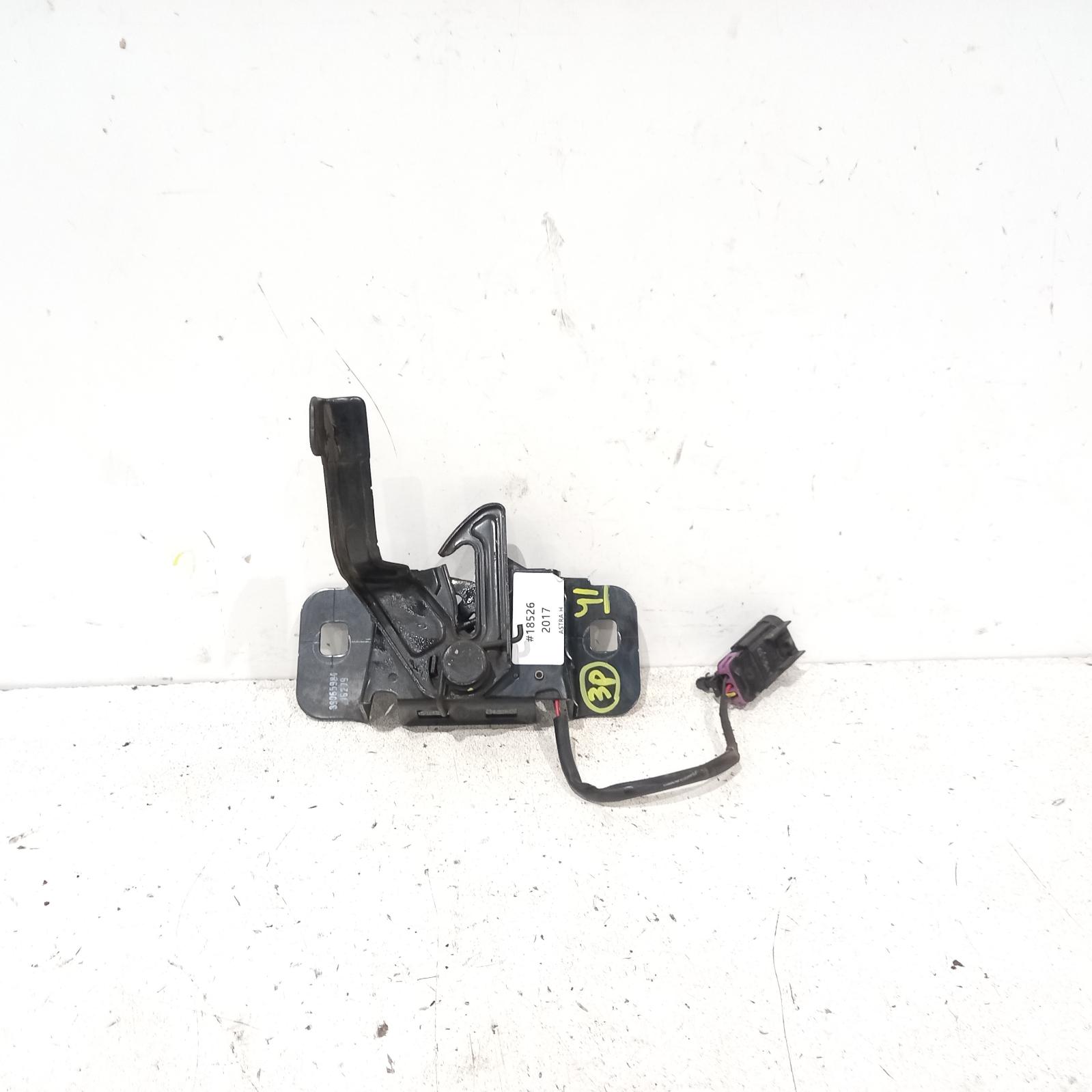 View Auto part Bonnet Lock/Support Holden Astra 2017