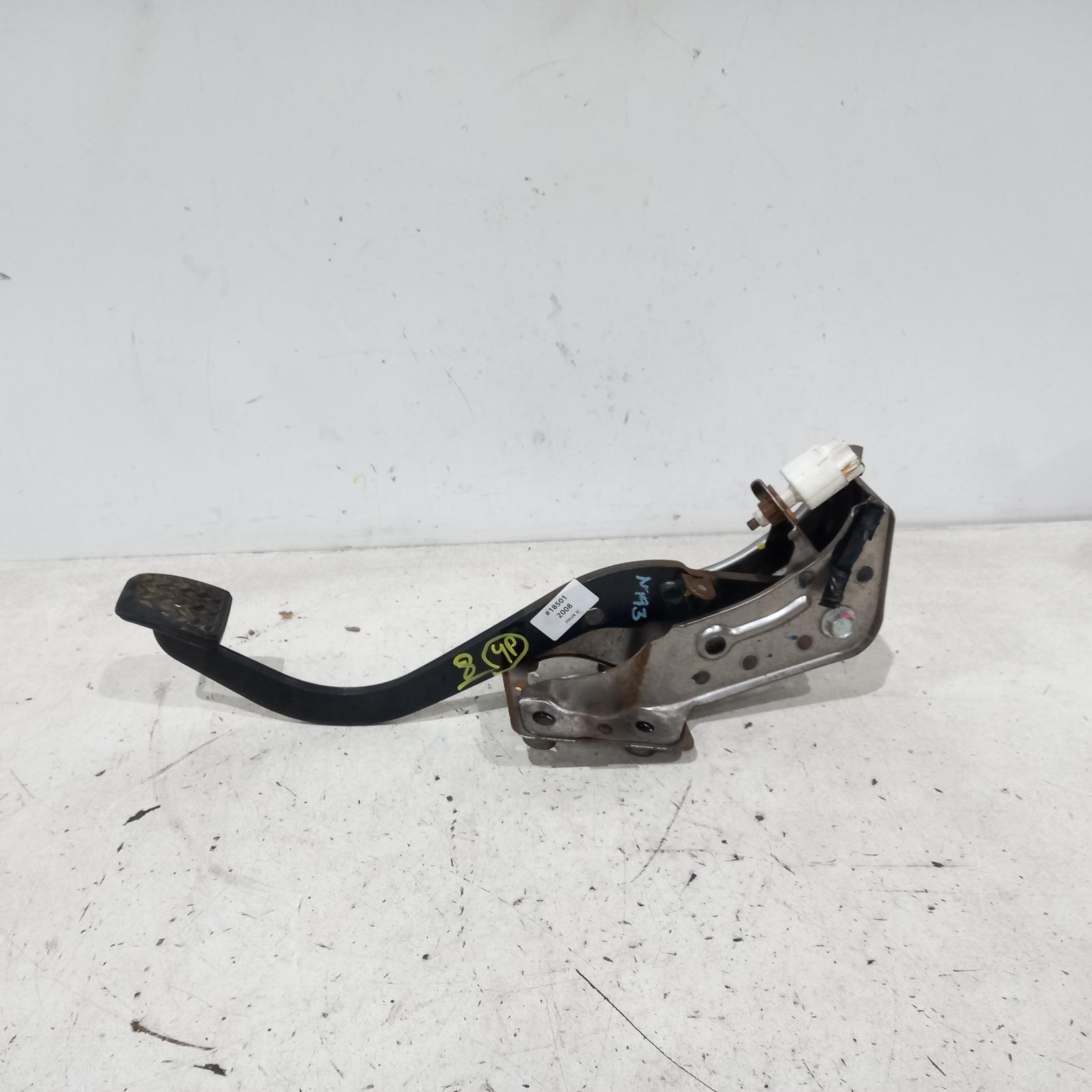 View Auto part Pedal Assembly Toyota Hilux 2008