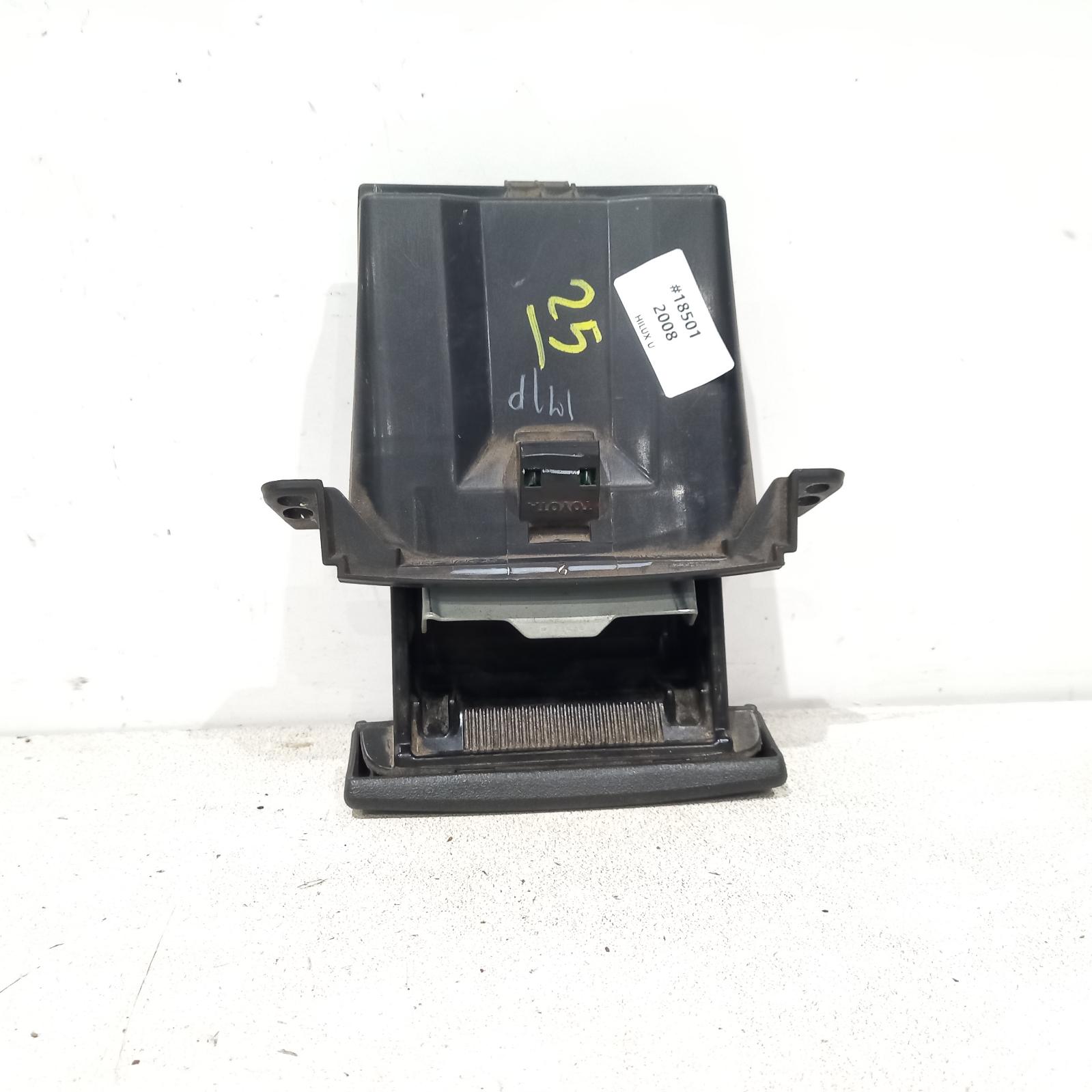 View Auto part Ashtray Toyota Hilux 2008