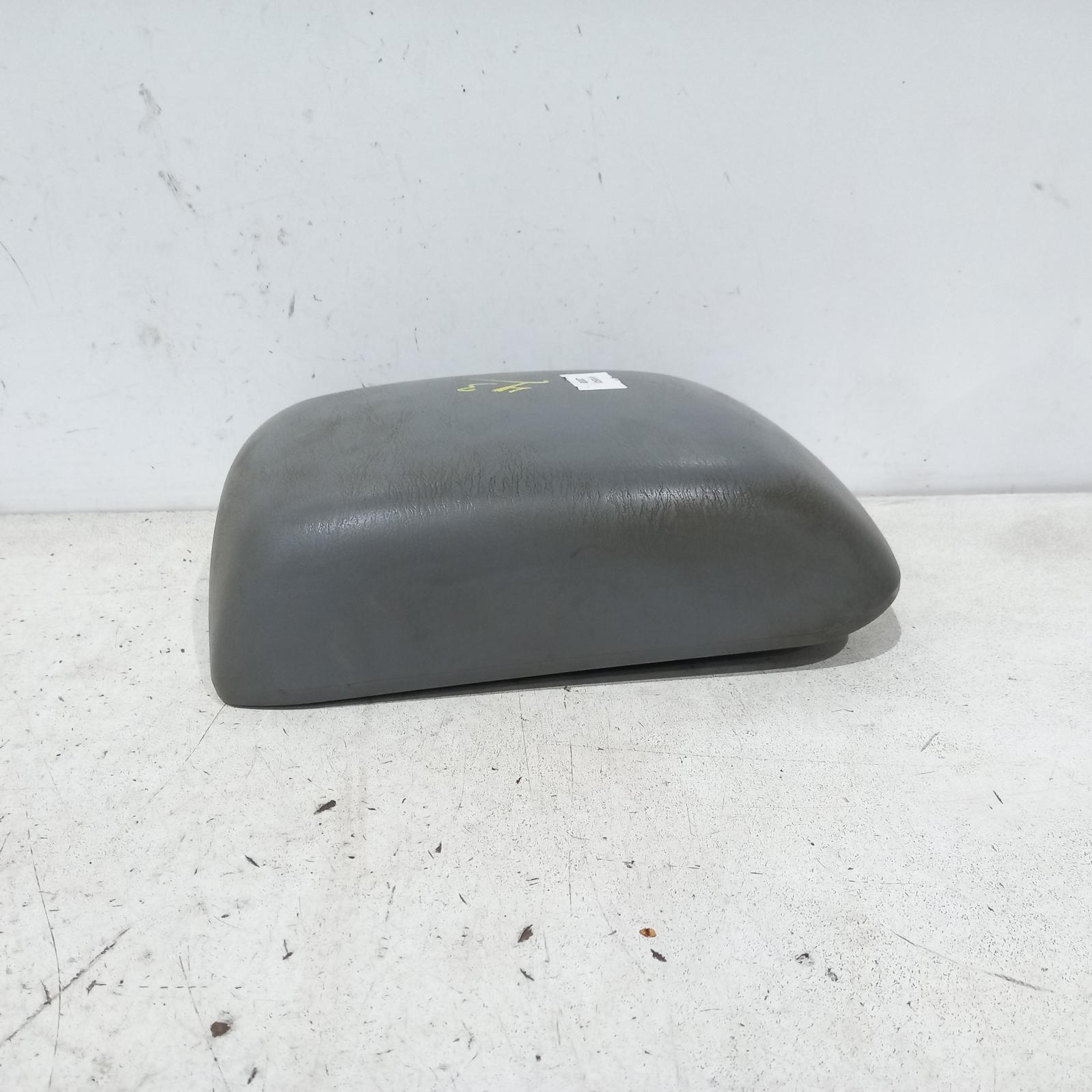 View Auto part Console Toyota Hilux 2008
