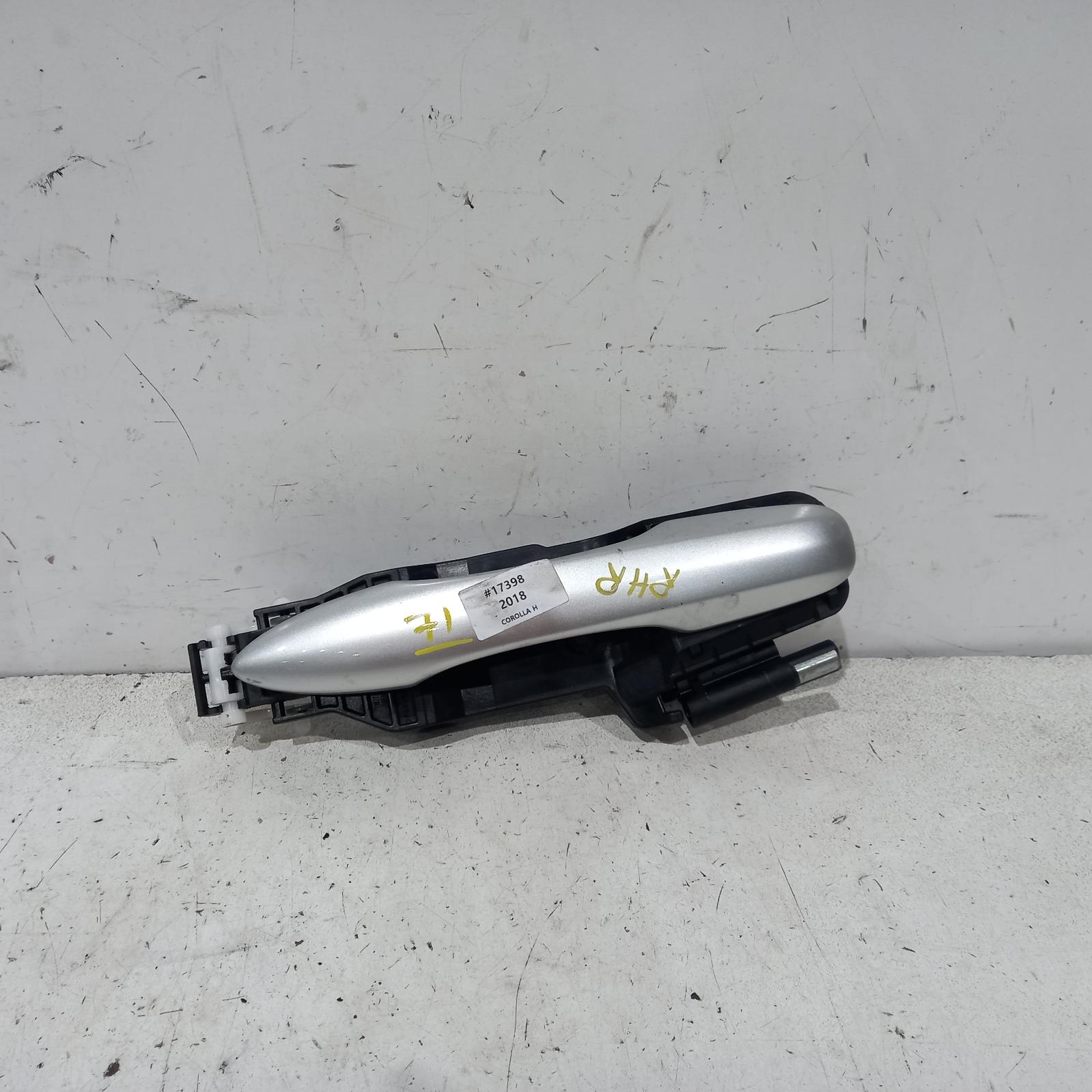 View Auto part Door Handle Toyota Corolla 2018