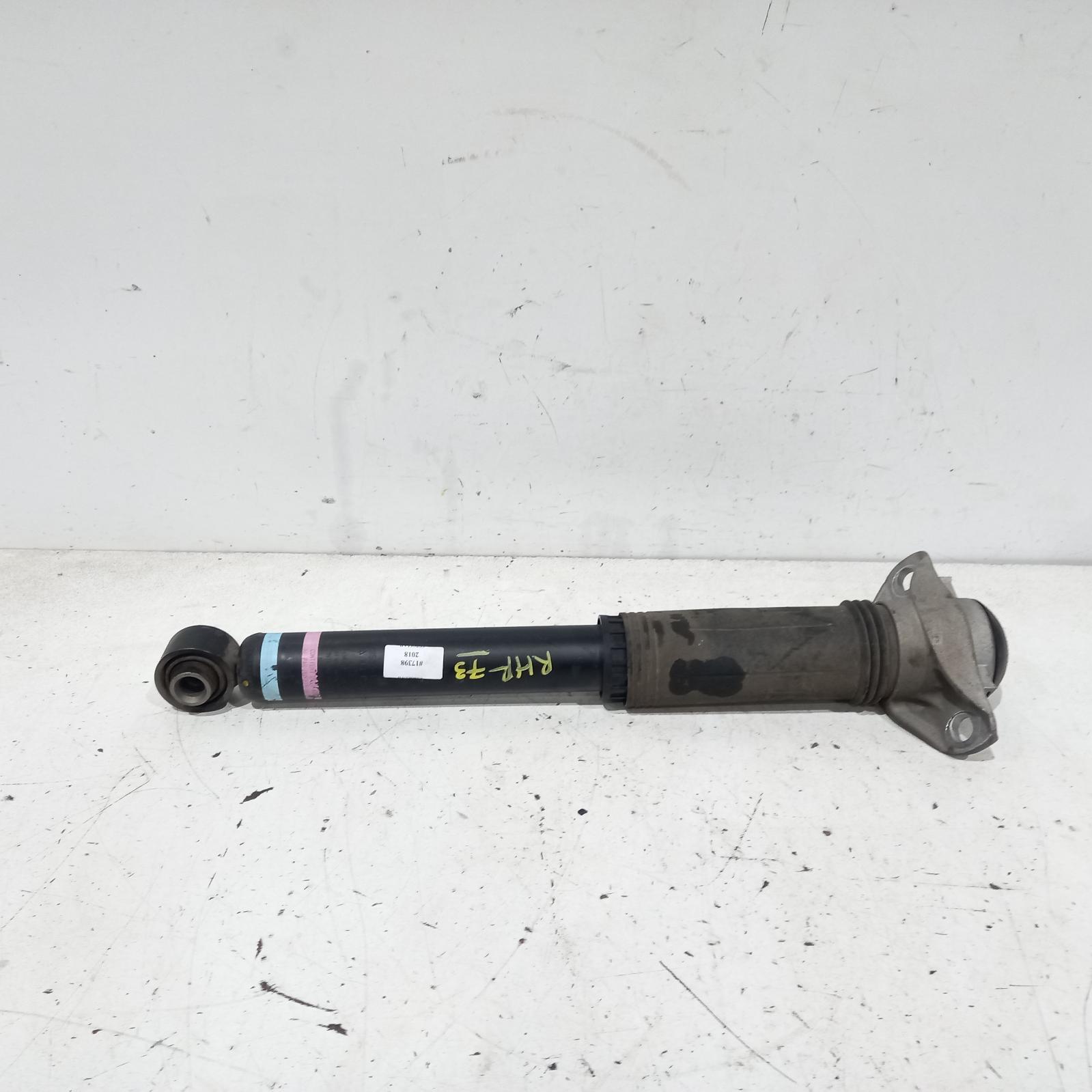 View Auto part Shock Absorber Toyota Corolla 2018