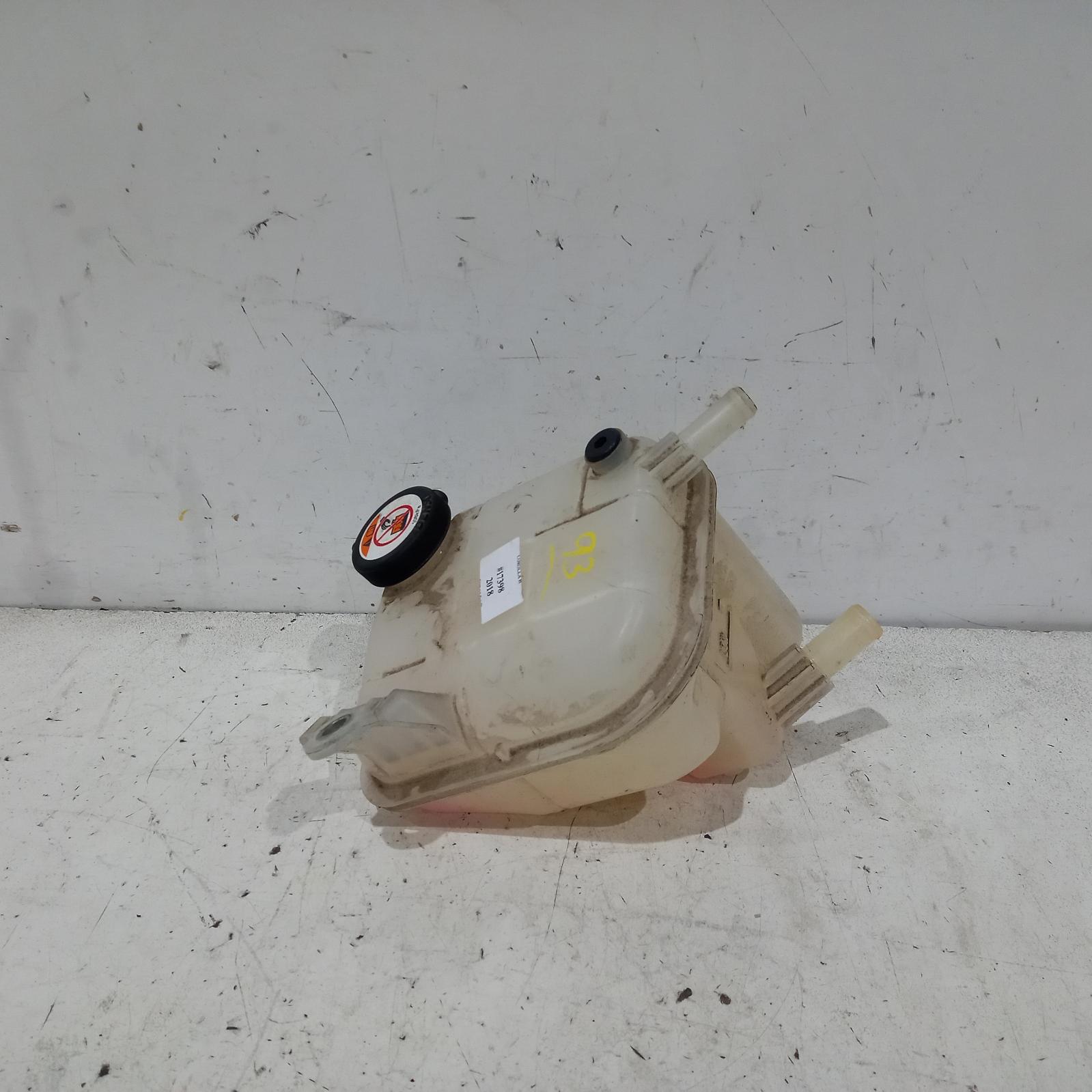 2018 Toyota Corolla Overflow Bottle View Auto part Overflow Bottle Toyota Corolla 2018