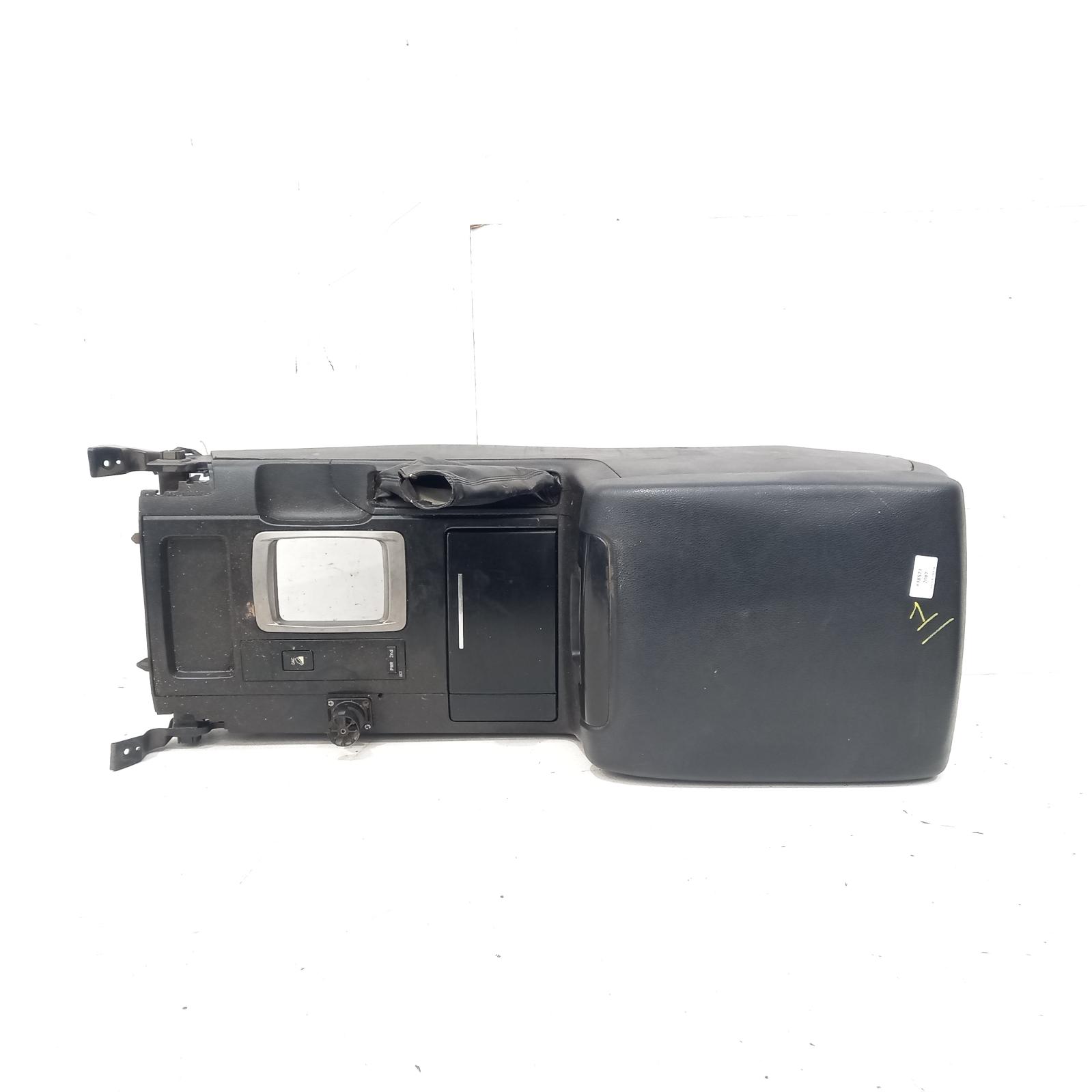 2007 Toyota Landcruiser Console View Auto part Console Toyota Landcruiser 2007
