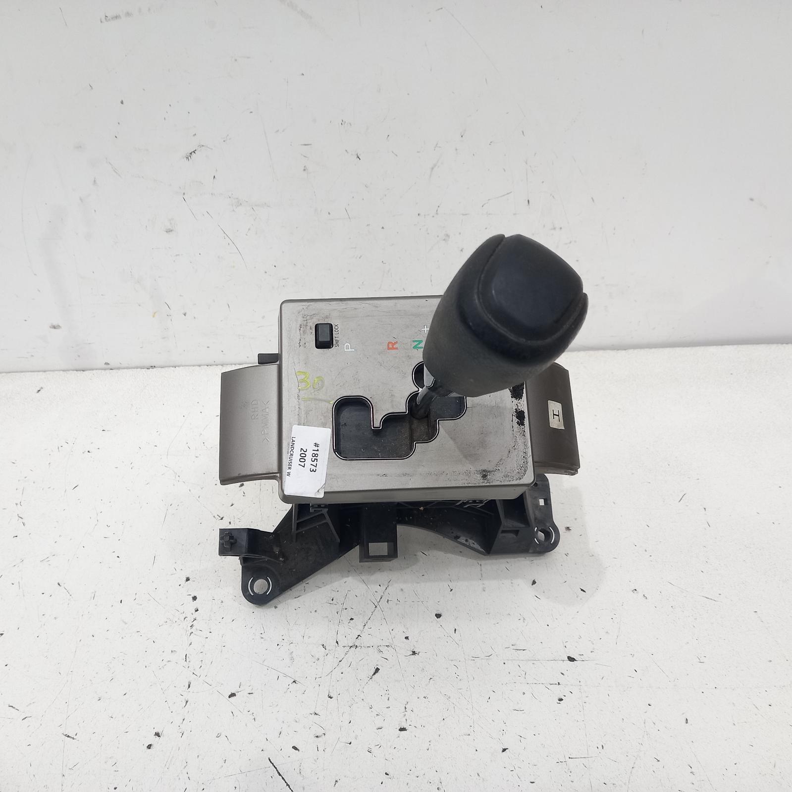 2007 Toyota Landcruiser Gear Stick/Shifter View Auto part Gear Stick/Shifter Toyota Landcruiser 2007