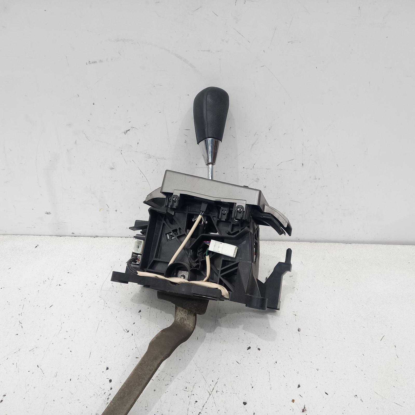 2007 Toyota Landcruiser Gear Stick/Shifter View Auto part Gear Stick/Shifter Toyota Landcruiser 2007