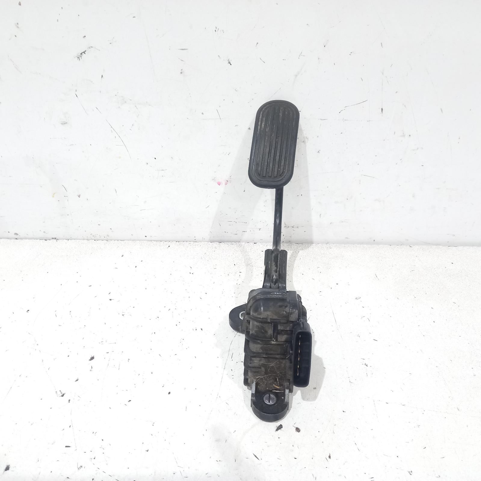 View Auto part Pedal Assembly Toyota Hilux 2009