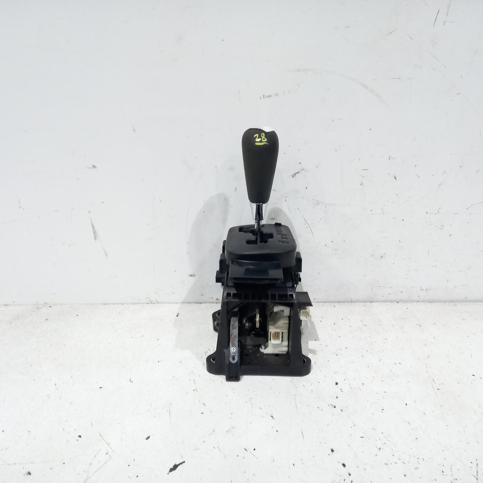 View Auto part Gear Stick/Shifter Toyota Hilux 2009
