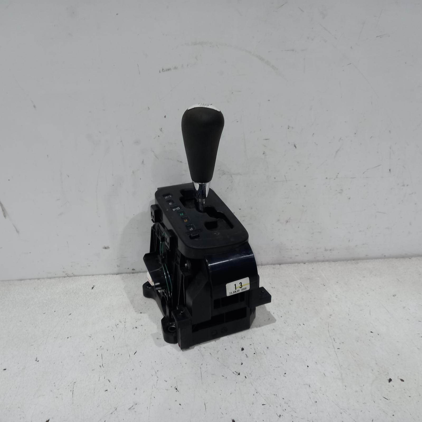 View Auto part Gear Stick/Shifter Toyota Hilux 2009