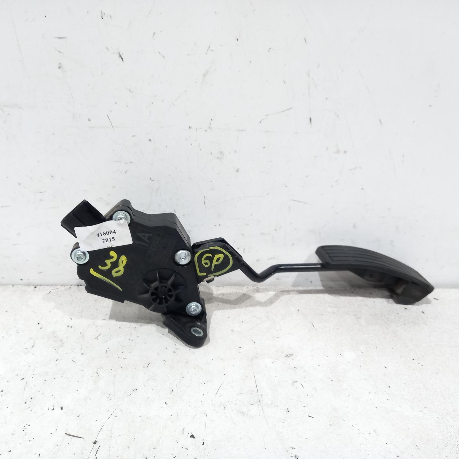 View Auto part Pedal Assembly Toyota 86 2015