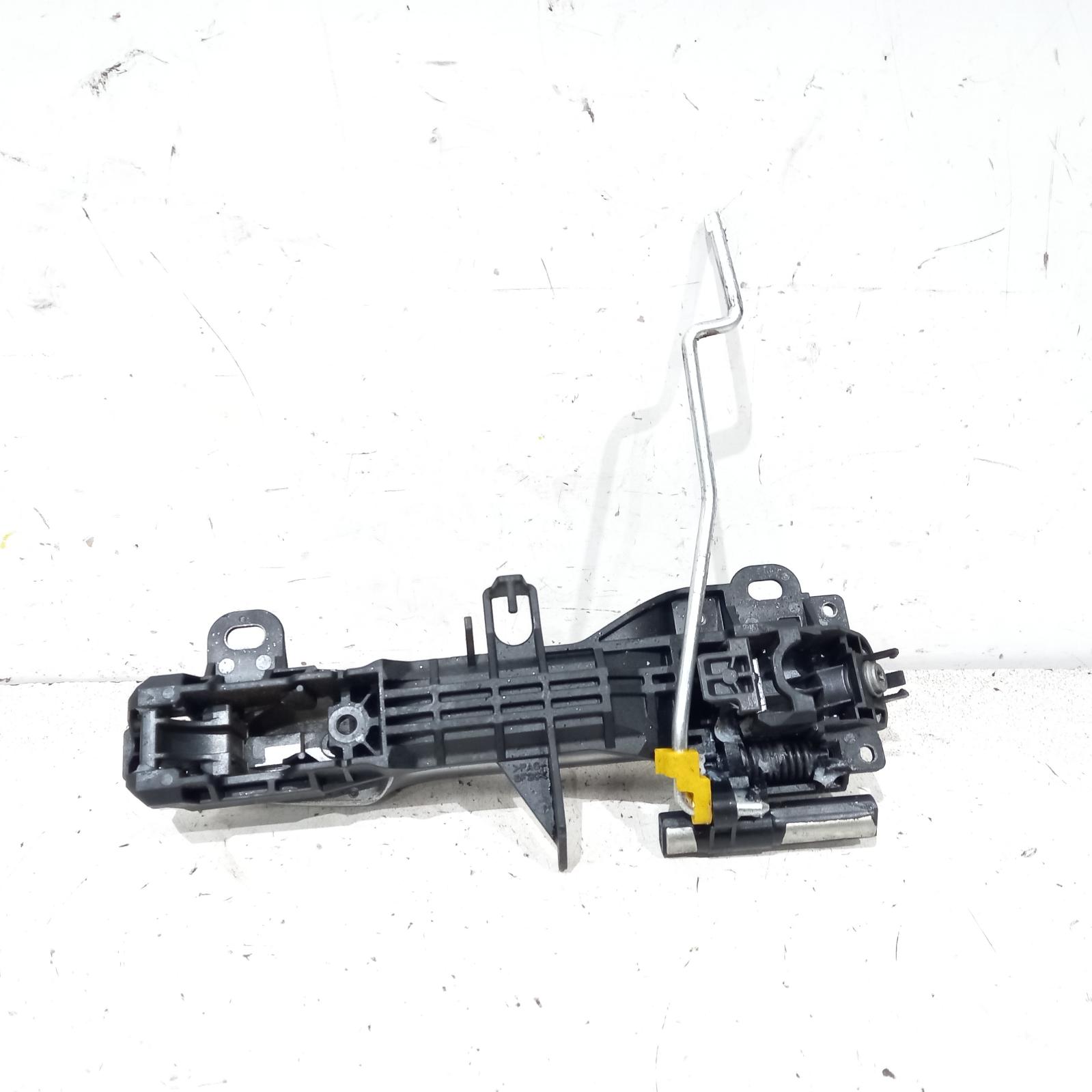 View Auto part Door Handle Toyota 86 2015