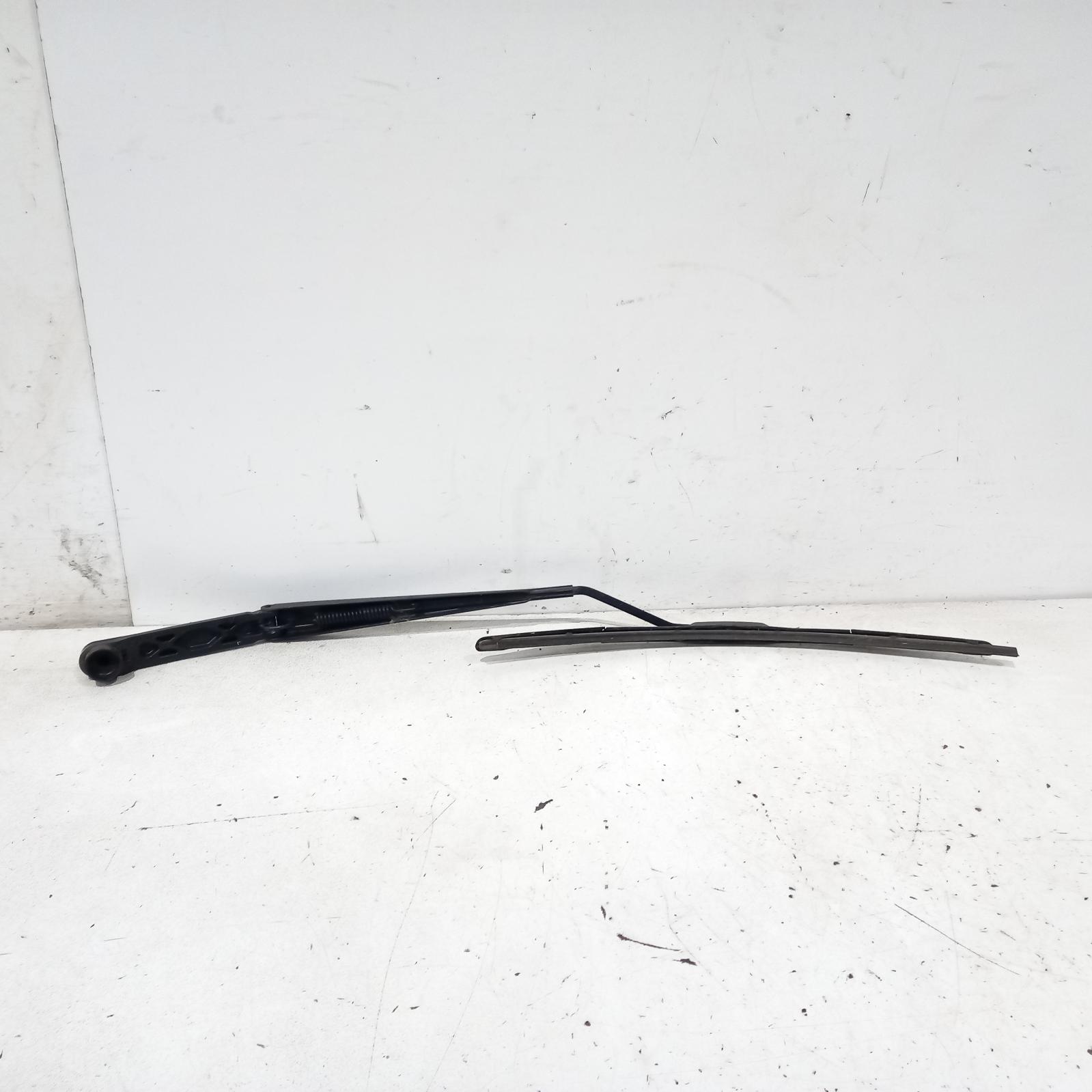View Auto part Wiper Arm Toyota 86 2015