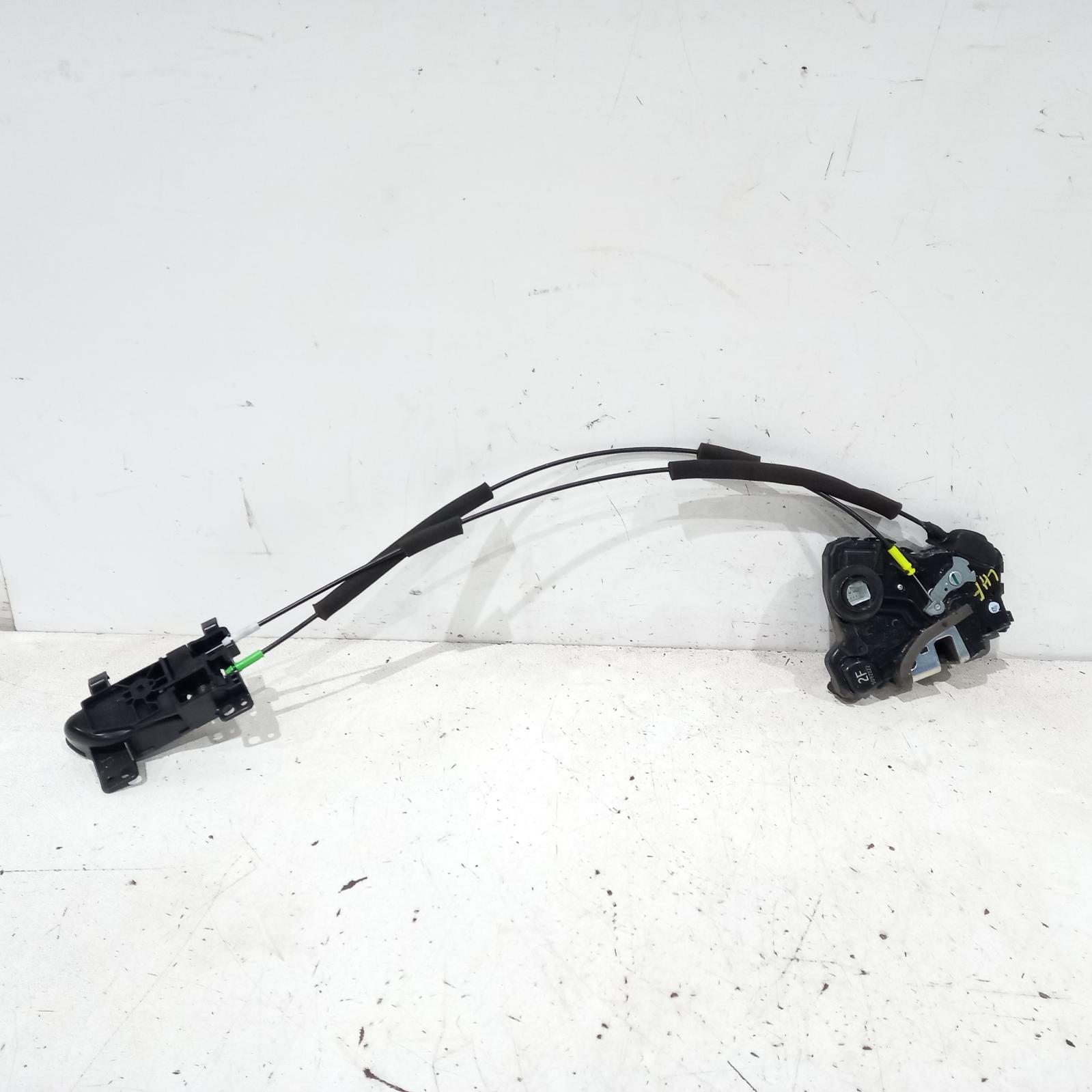 View Auto part Door/Boot/Gate Lock Toyota 86 2015