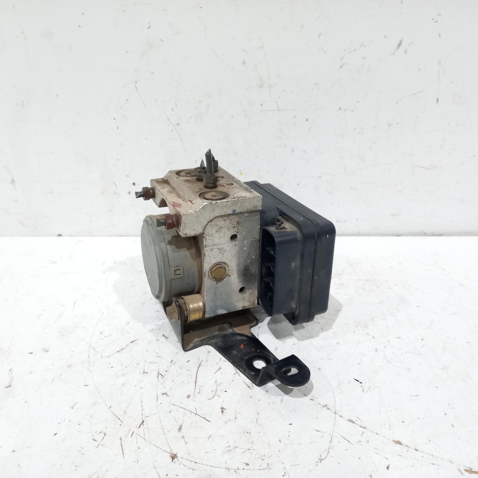 View Auto part Abs Pump/Modulator Toyota Hilux 2005