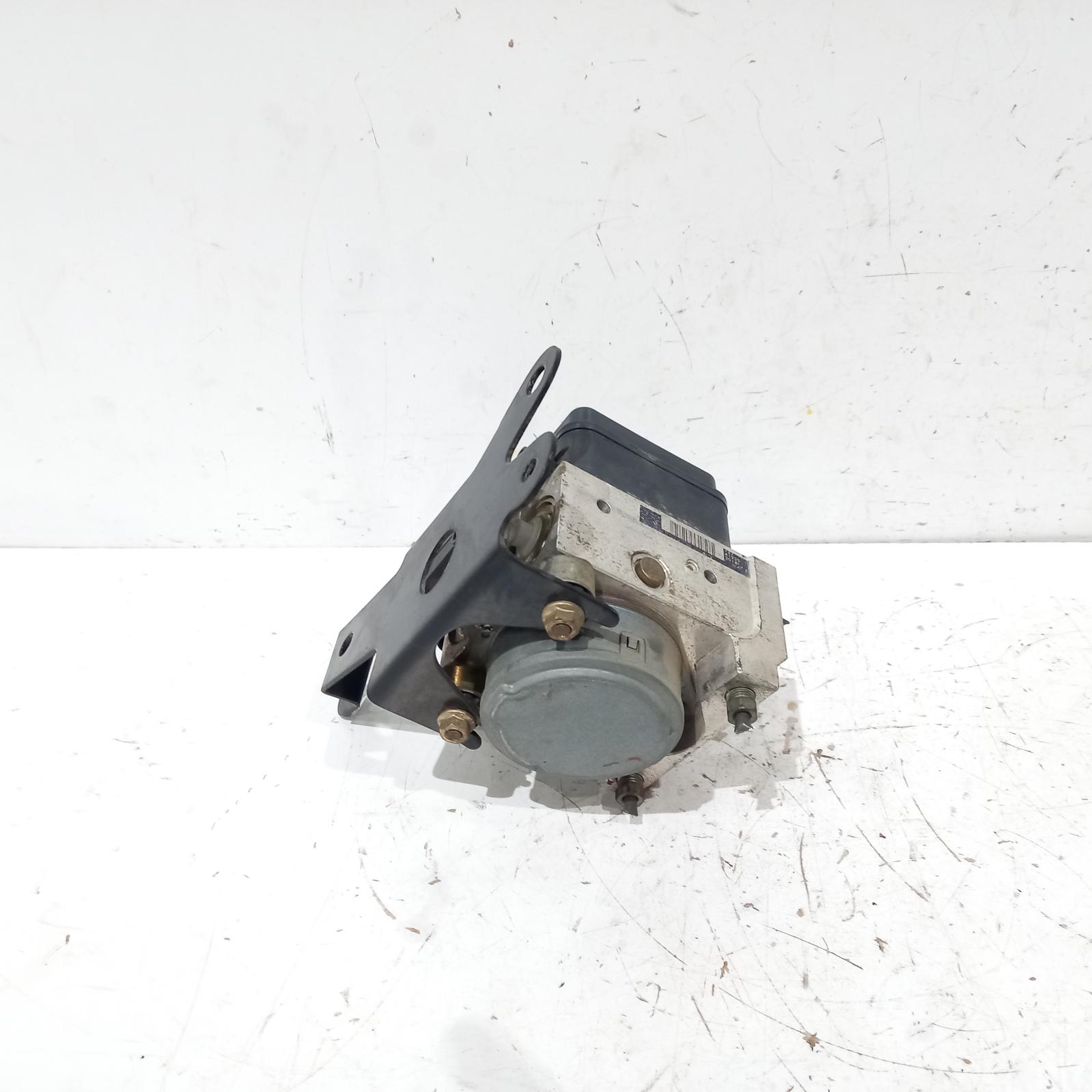 View Auto part Abs Pump/Modulator Toyota Hilux 2005