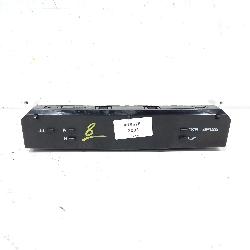 View Auto part Clock Toyota Hilux 2005