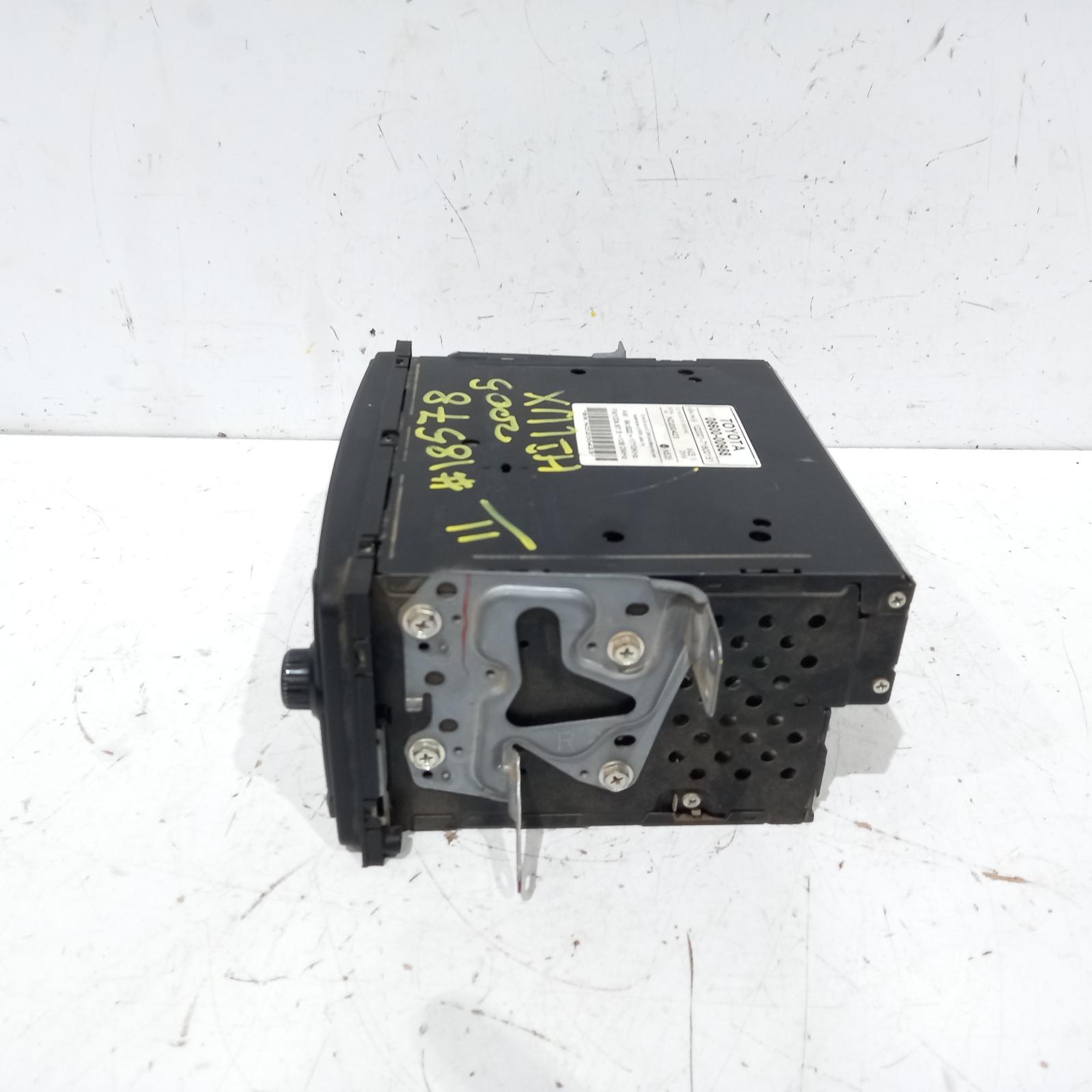 View Auto part Radio/Cd/Dvd/Sat/Tv Toyota Hilux 2005