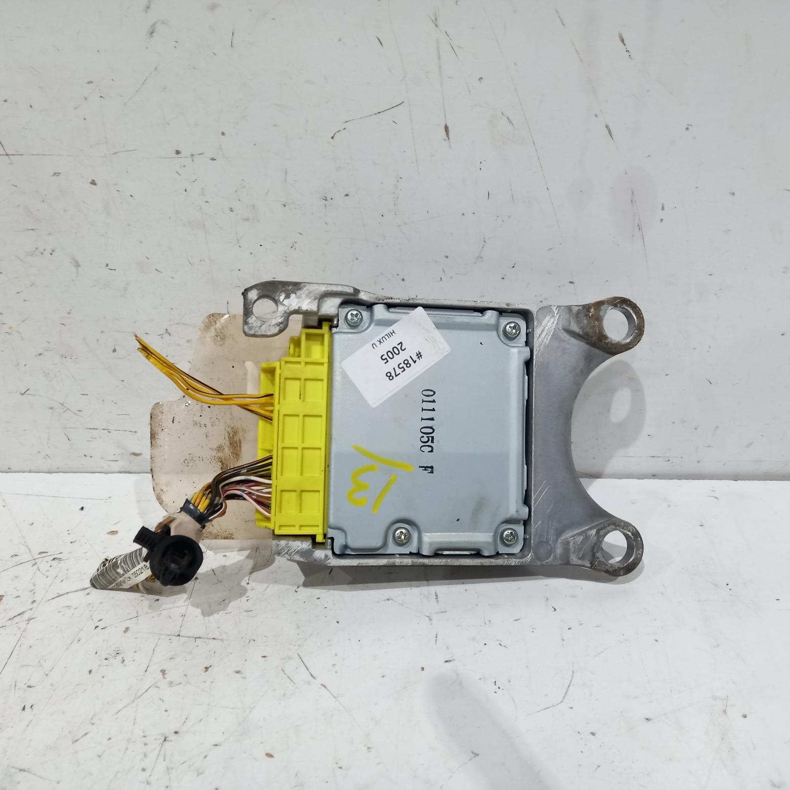 View Auto part Airbag Module/Sensor Toyota Hilux 2005