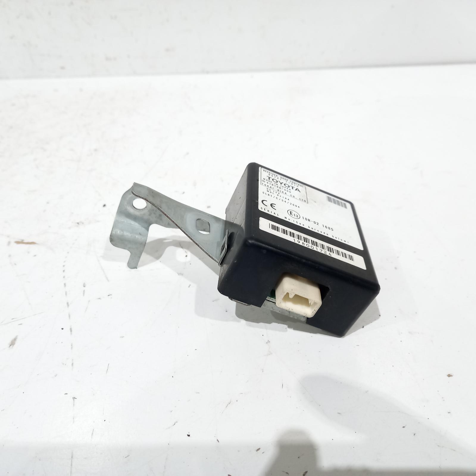 View Auto part Misc Switch/Relay Toyota Hilux 2005