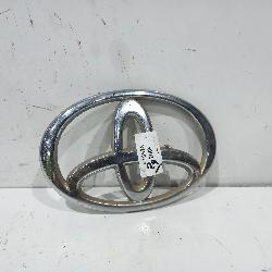View Auto part Badge Toyota Hilux 2005