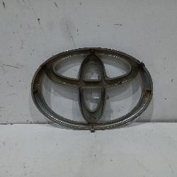 View Auto part Badge Toyota Hilux 2005