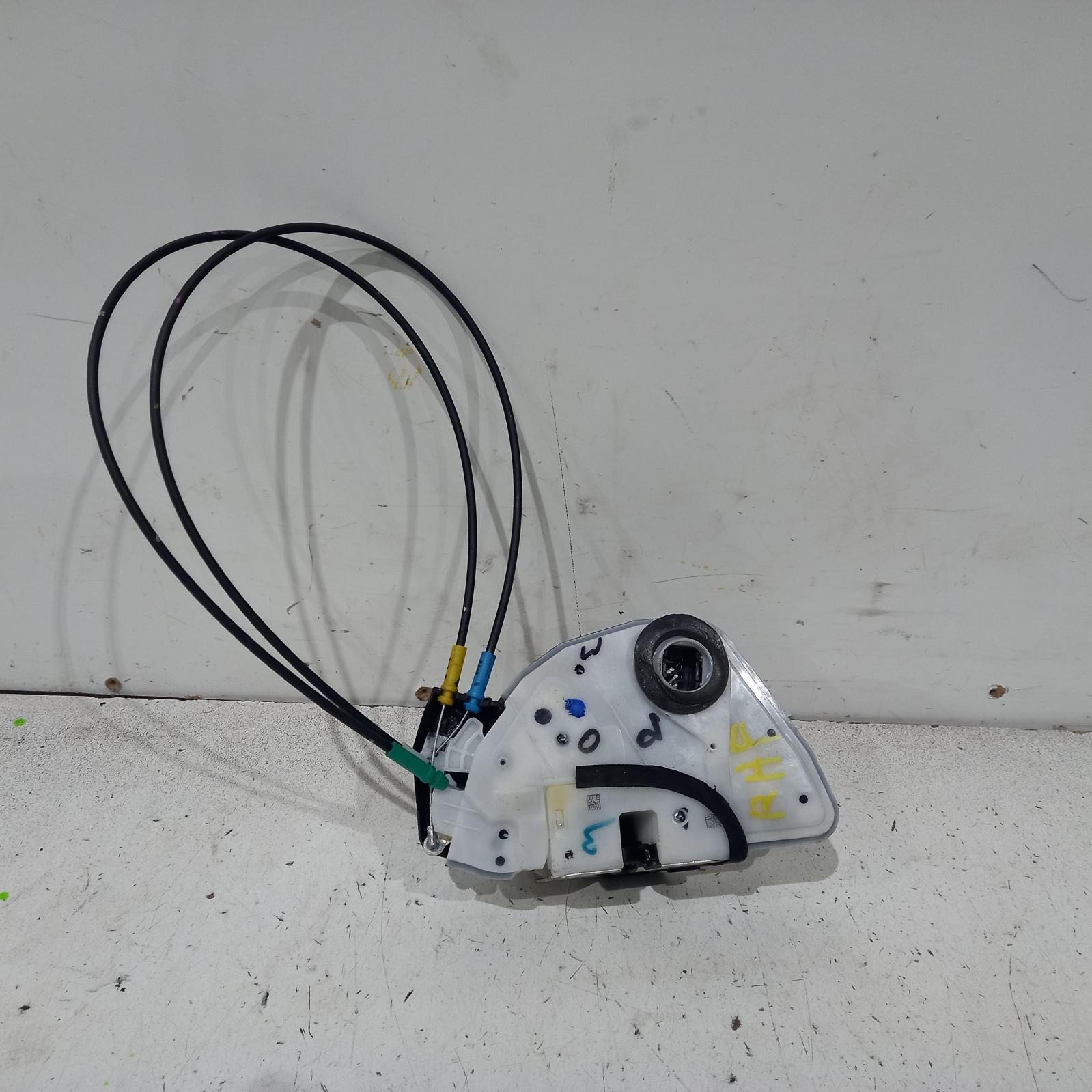 2019 Suzuki Baleno Door/Boot/Gate Lock View Auto part Door/Boot/Gate Lock Suzuki Baleno 2019