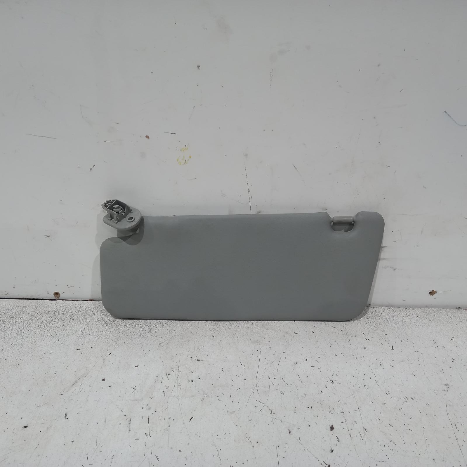 View Auto part Sunvisor Suzuki Baleno 2019