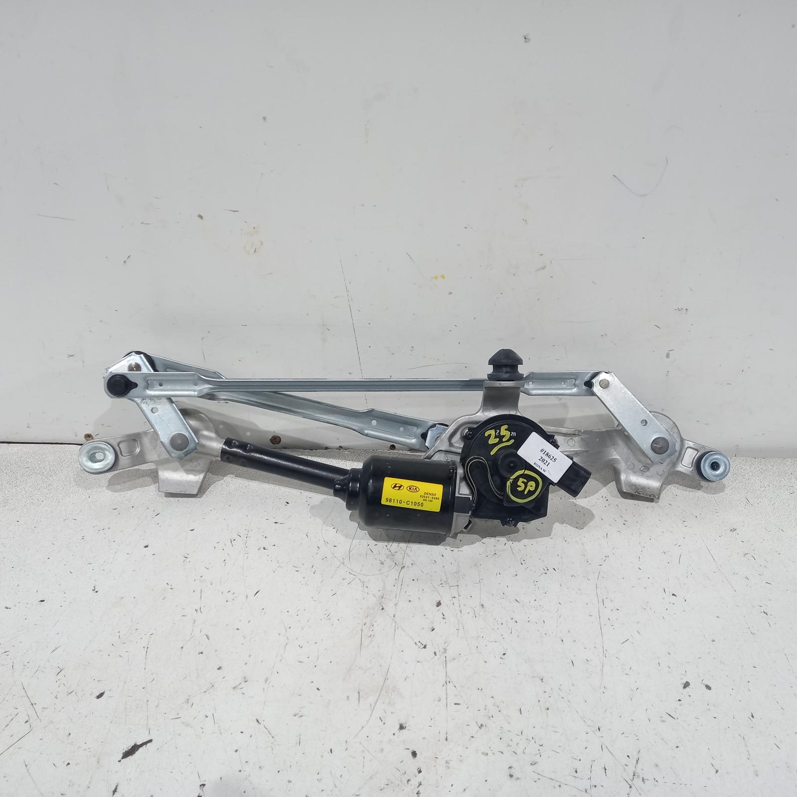 View Auto part Wiper Motor Hyundai Kona 2021