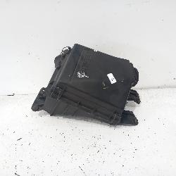 View Auto part Air Cleaner/Box Ford Falcon 1998
