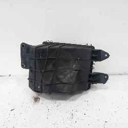 View Auto part Air Cleaner/Box Ford Falcon 1998