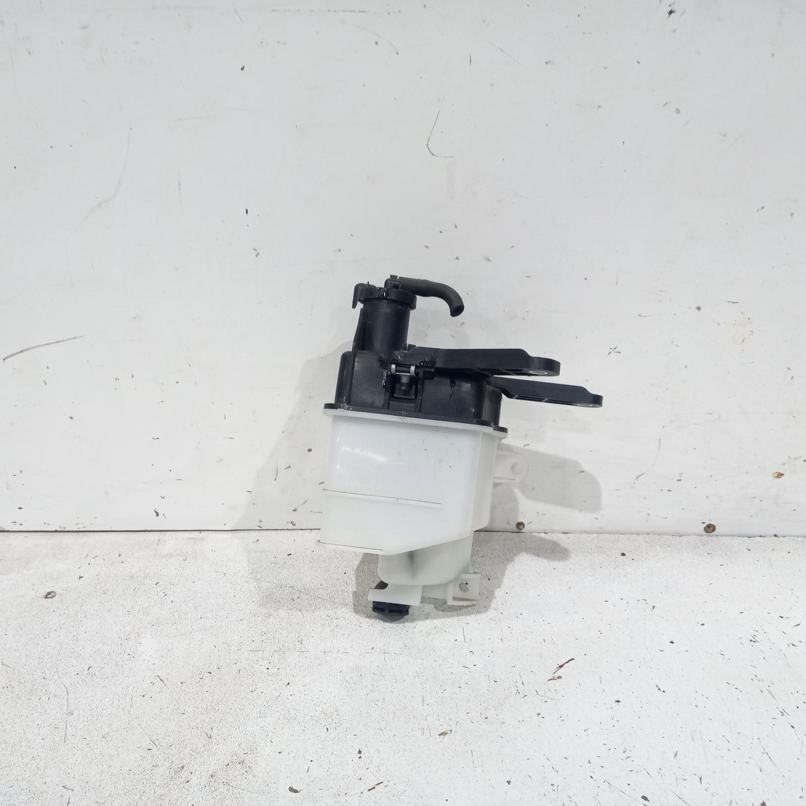 View Auto part Overflow Bottle Mazda 3 2020