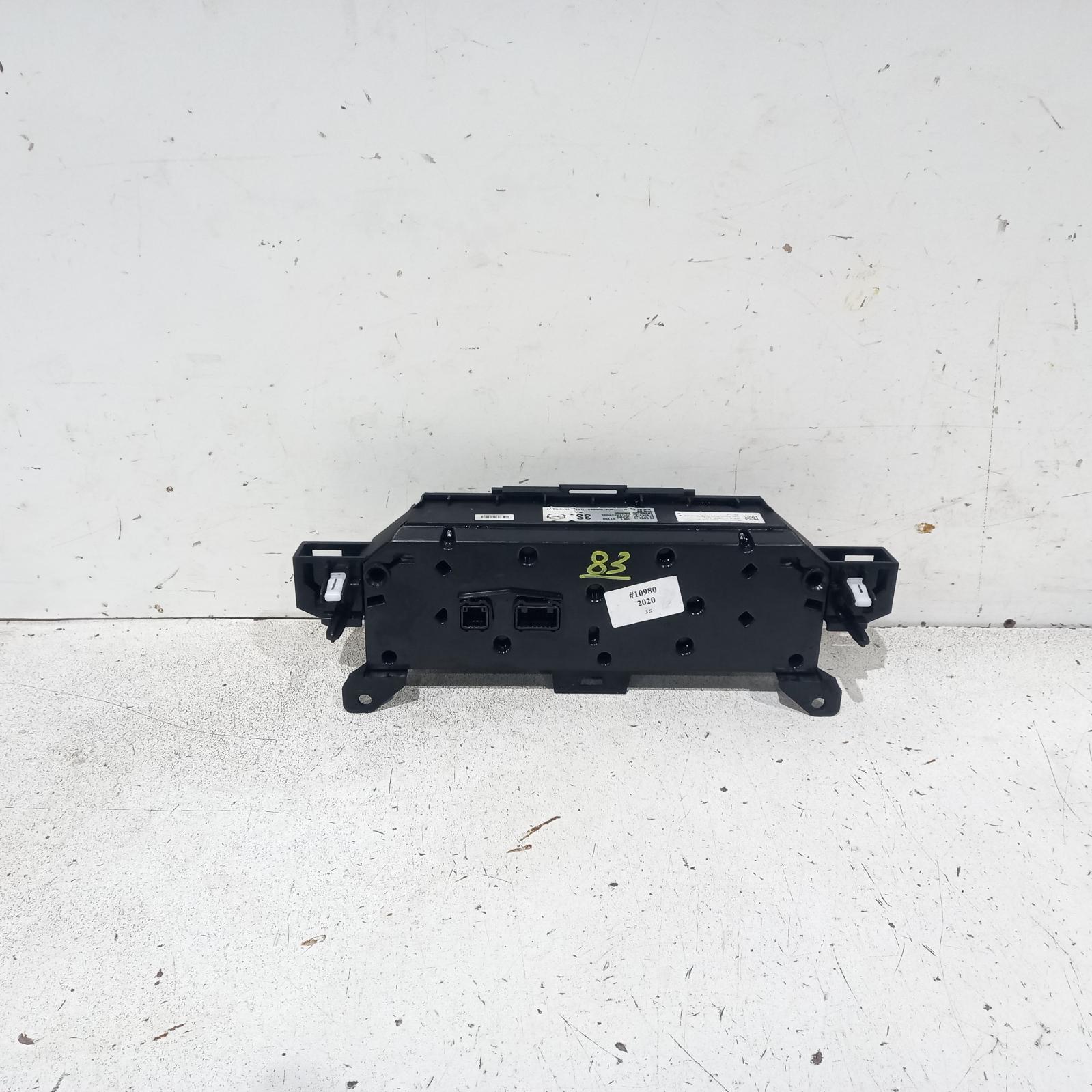 View Auto part Heater/Ac Controls Mazda 3 2020