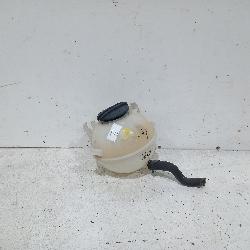 View Auto part Overflow Bottle Audi Q3 2013