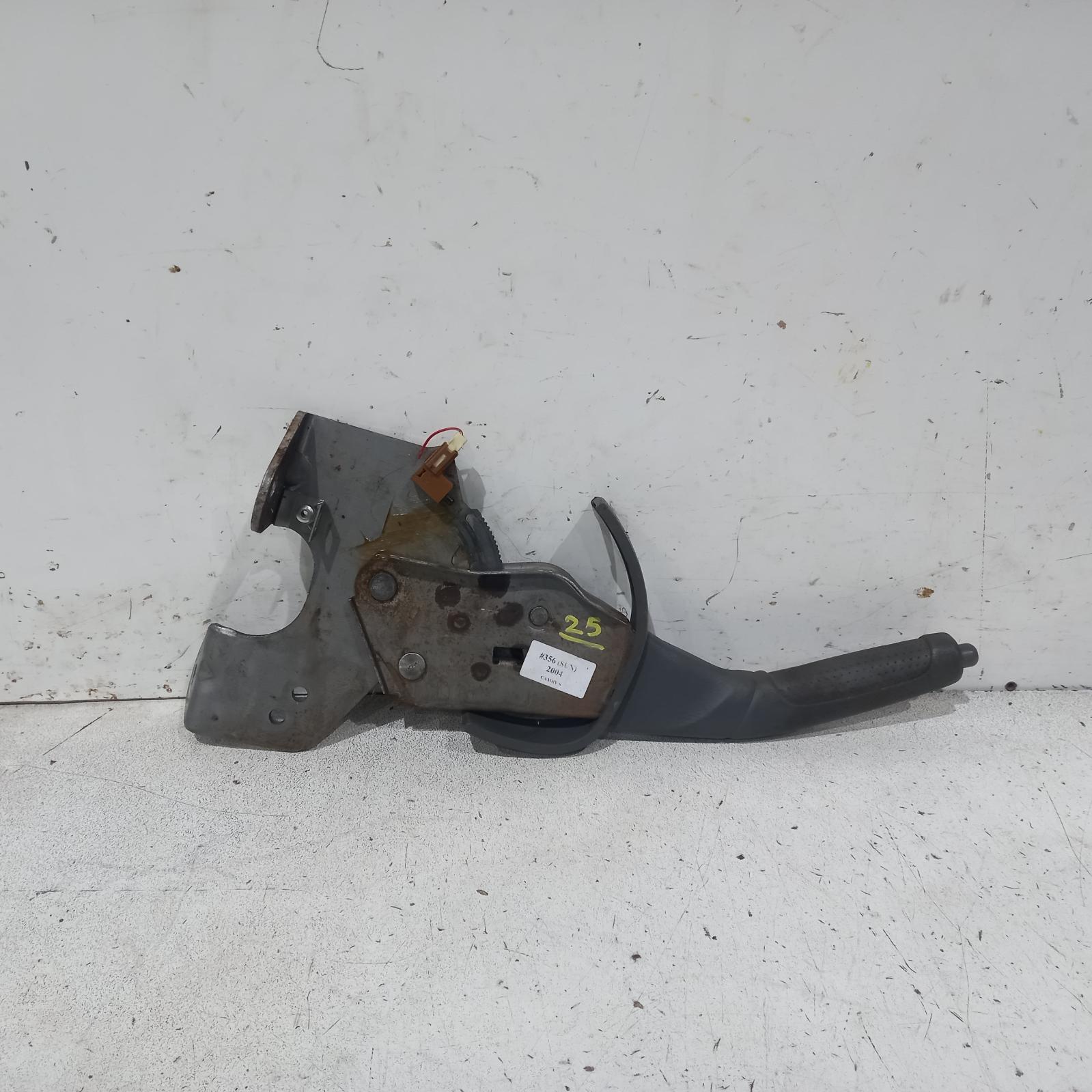 View Auto part Handbrake Lever Toyota Camry 2004