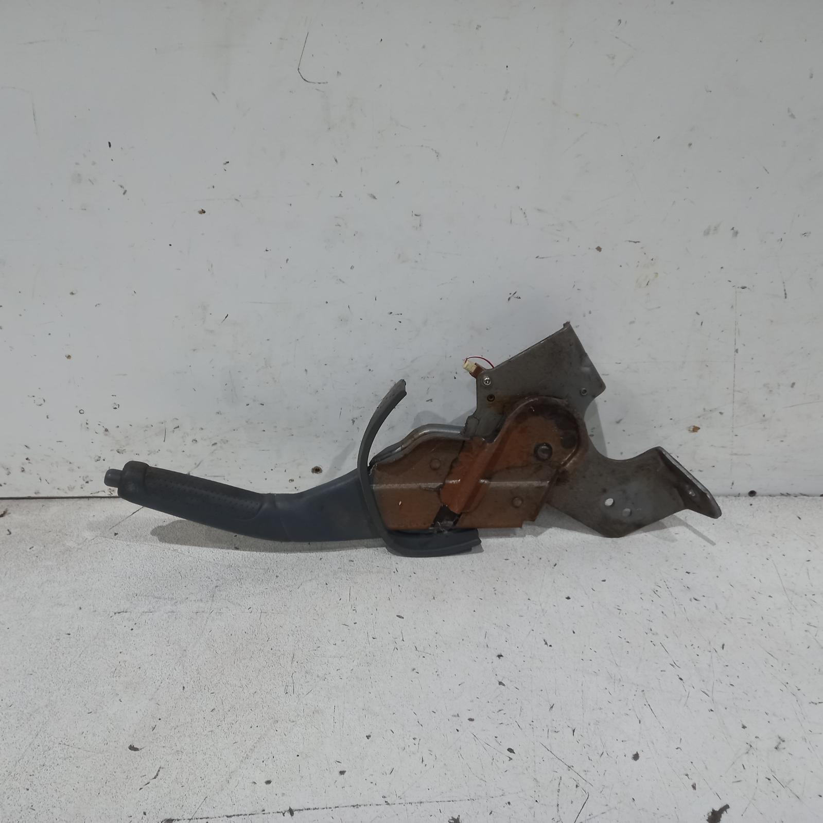 View Auto part Handbrake Lever Toyota Camry 2004