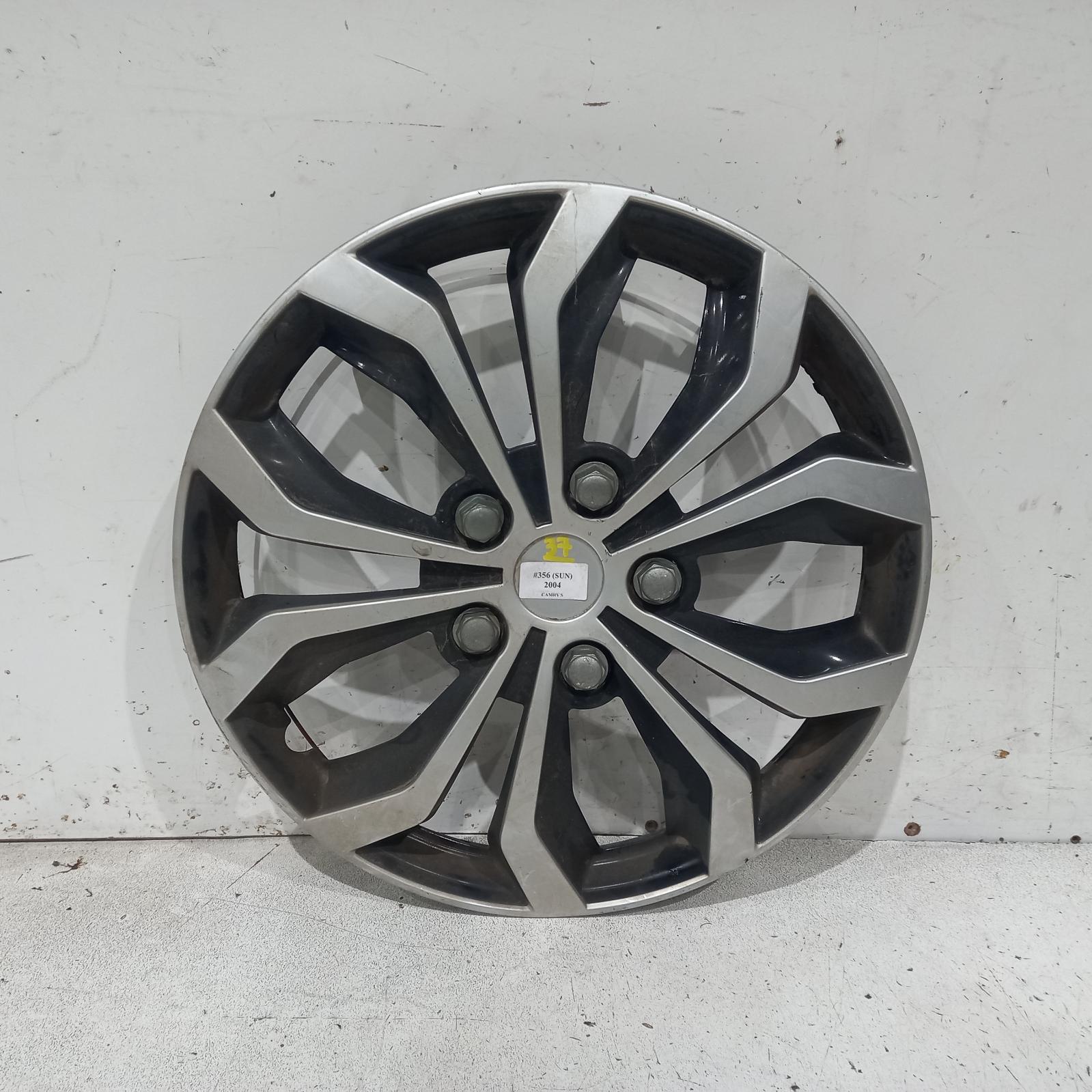 2004 camry hubcap cheap