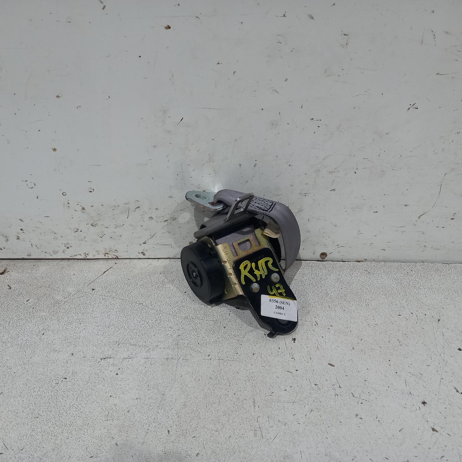 View Auto part Seatbelt/Stalk Toyota Camry 2004