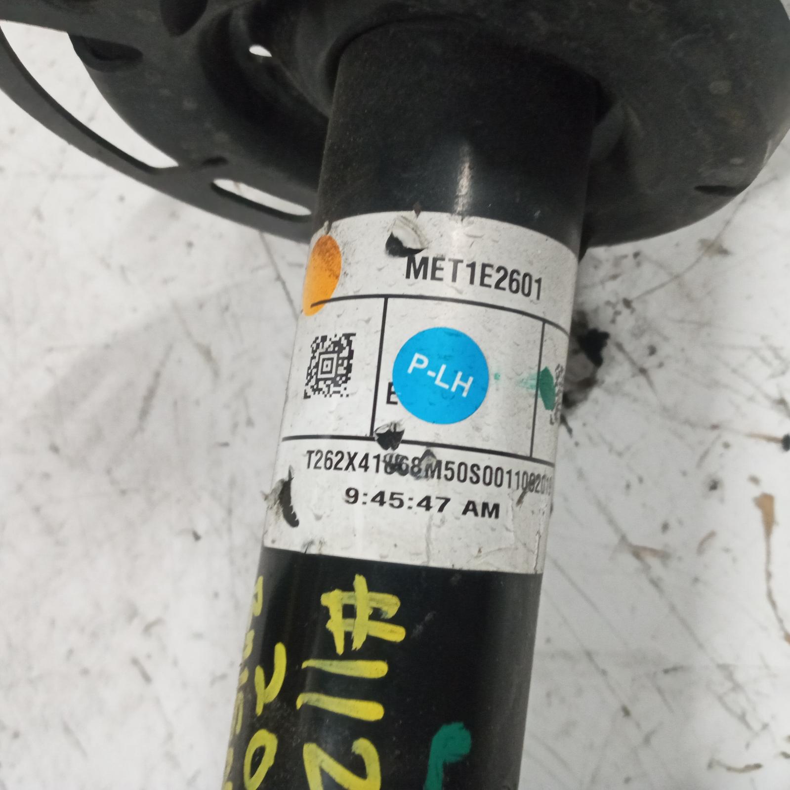 View Auto part Left Front Strut Suzuki Baleno 2019