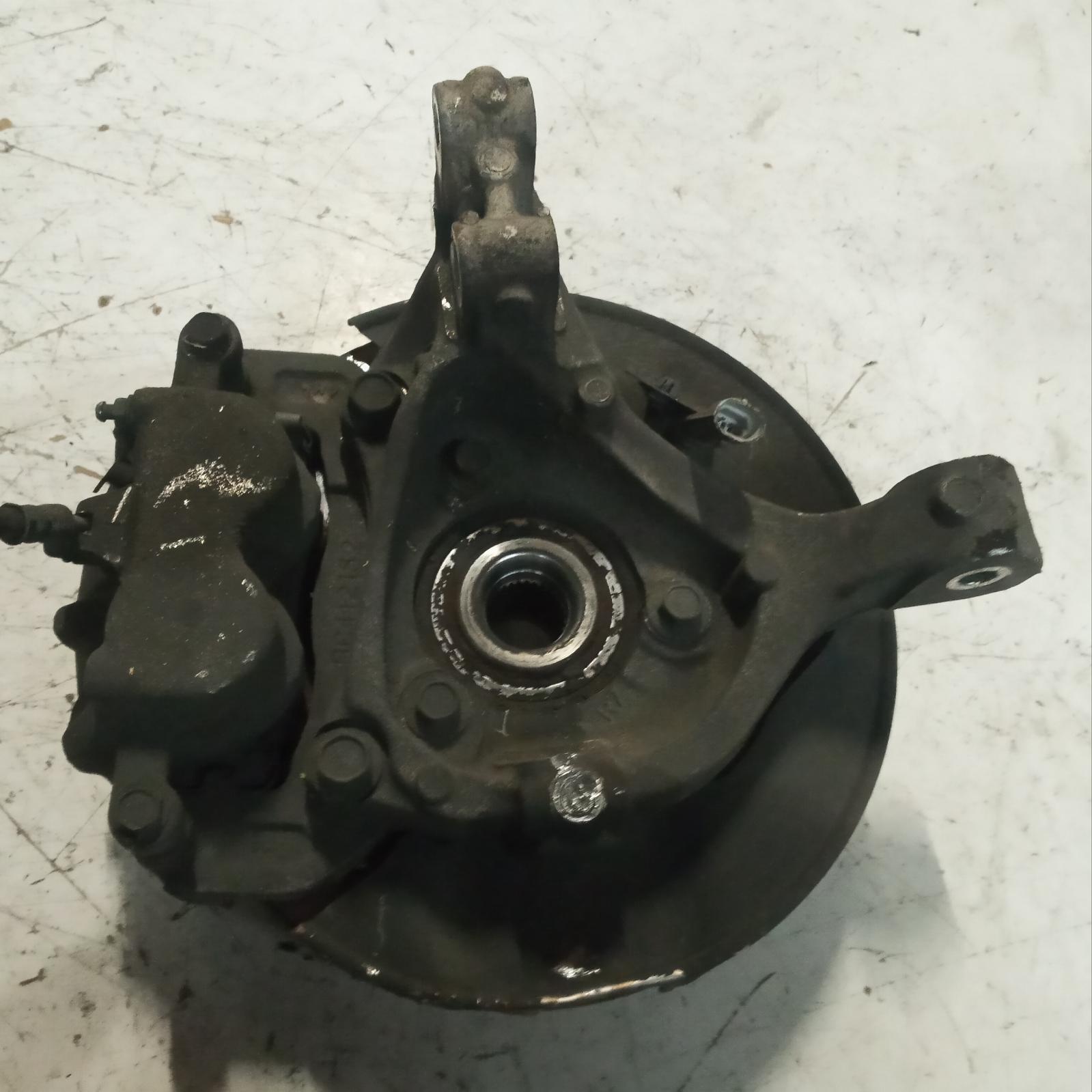 View Auto part Right Front Hub Assembly Holden Captiva 2014