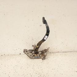 View Auto part Pedal Assembly Toyota Hilux 2015