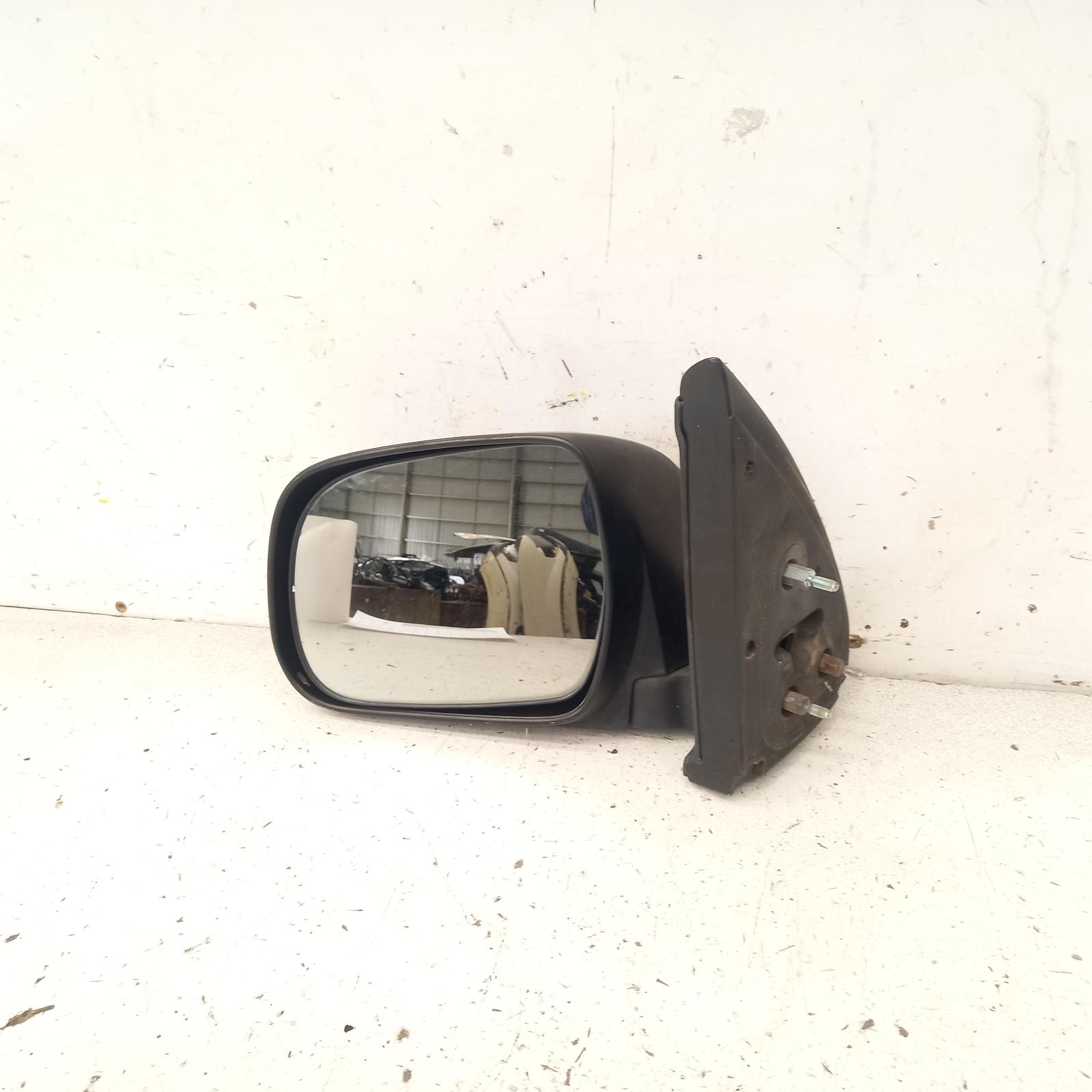 View Auto part Left Door Mirror Toyota Hilux 2015