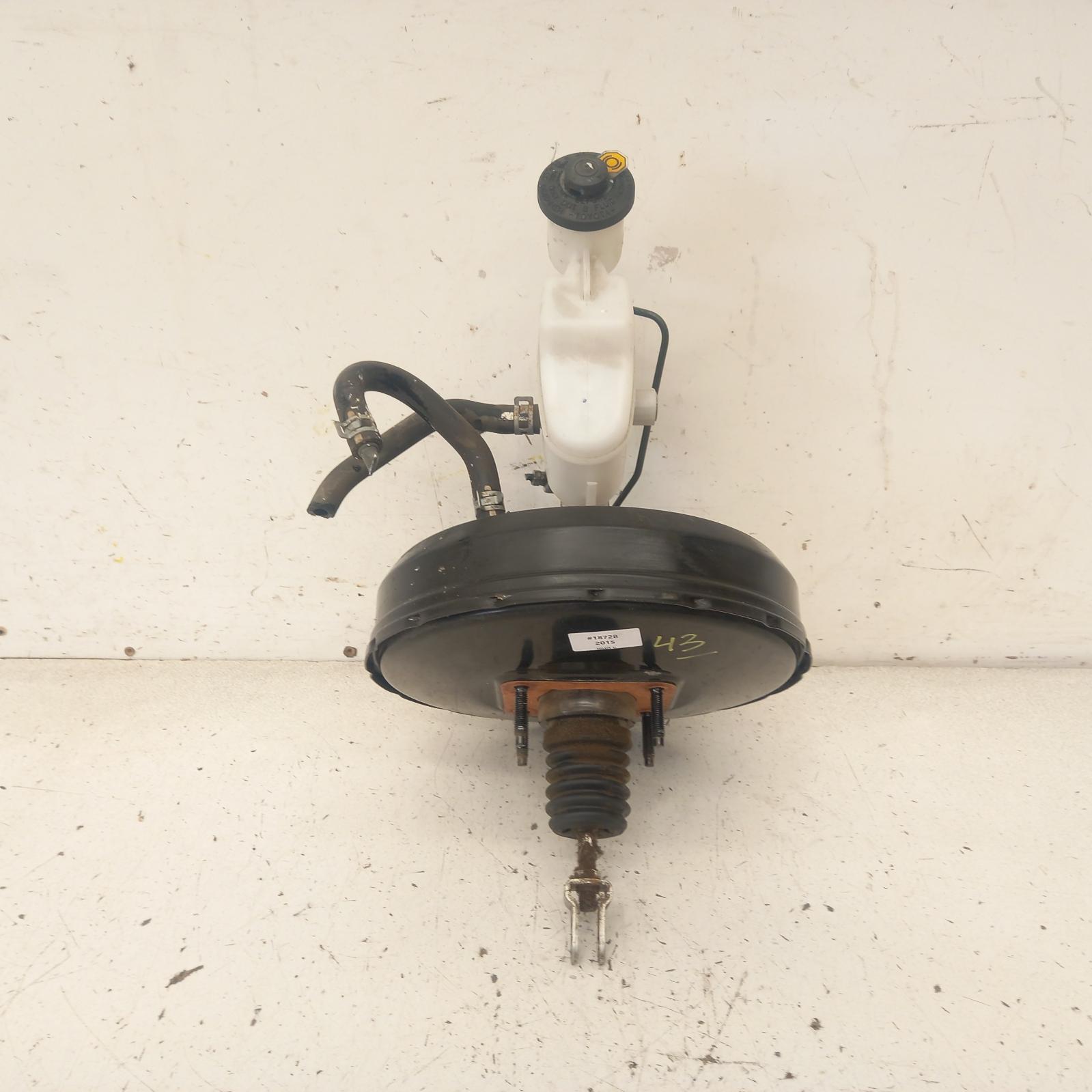View Auto part Brake Booster Toyota Hilux 2015