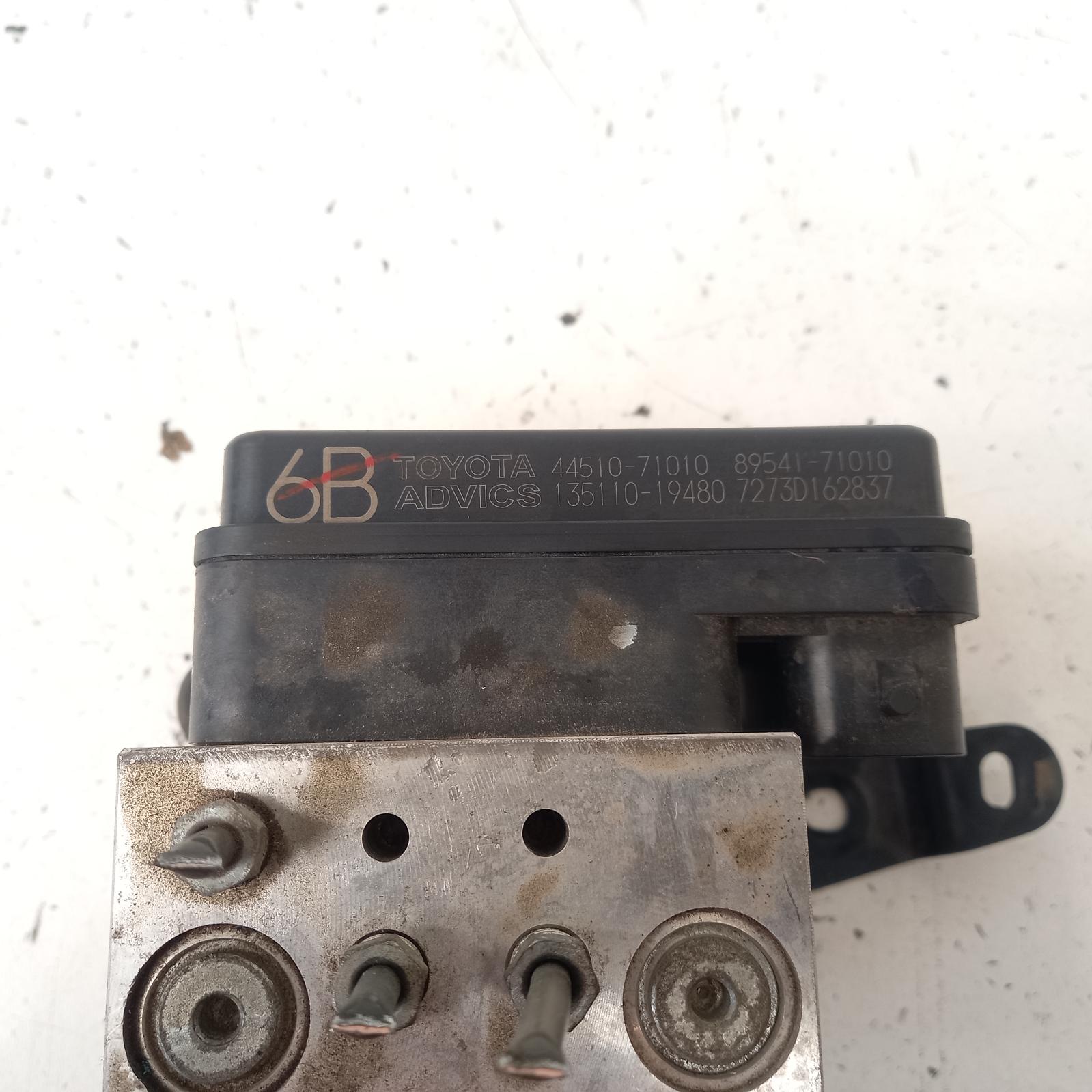 View Auto part Abs Pump/Modulator Toyota Hilux 2013