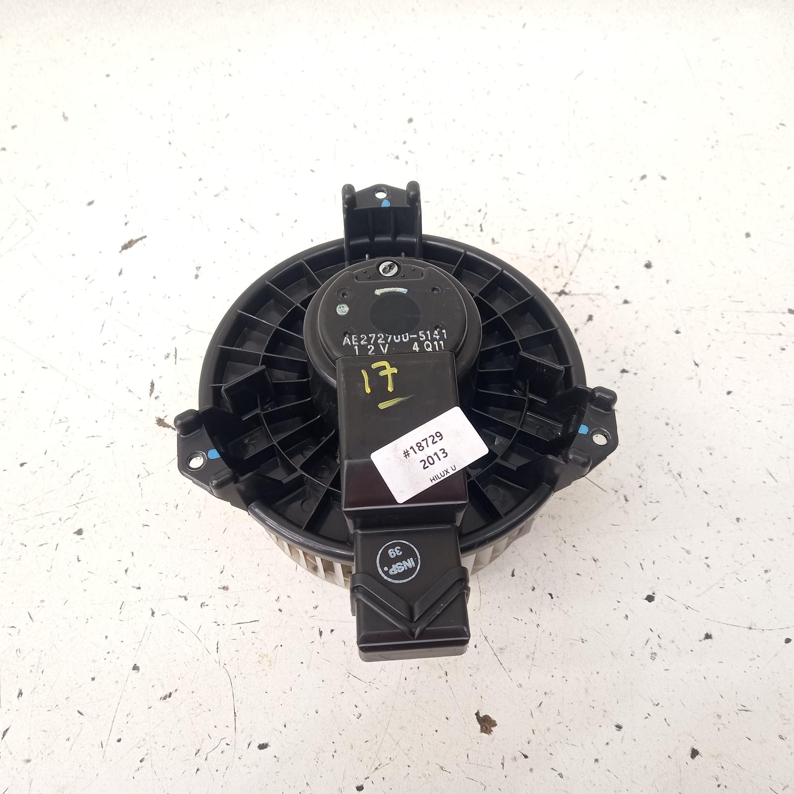 View Auto part Heater Fan Motor Toyota Hilux 2013