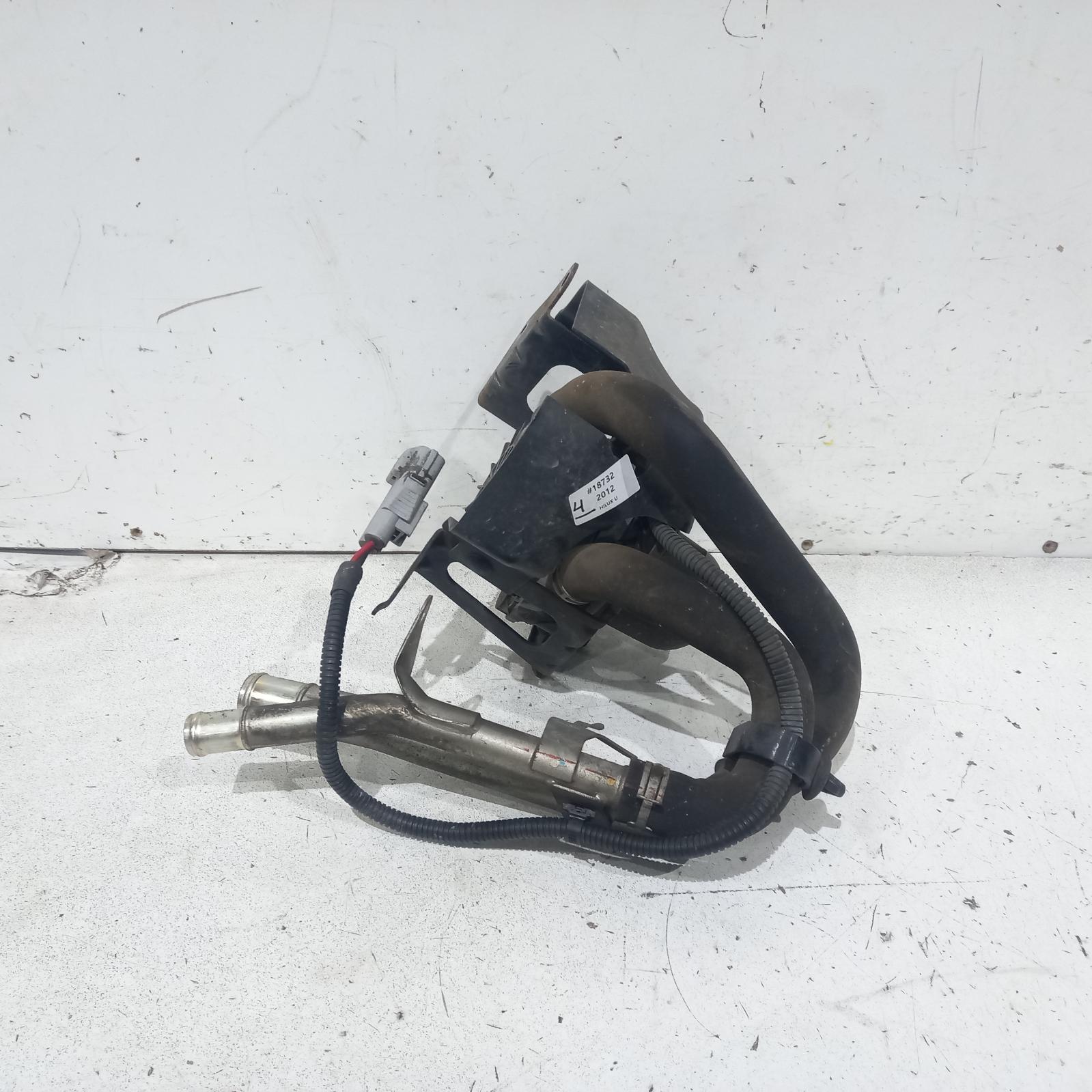 View Auto part Vacuum/Air Pump Toyota Hilux 2012
