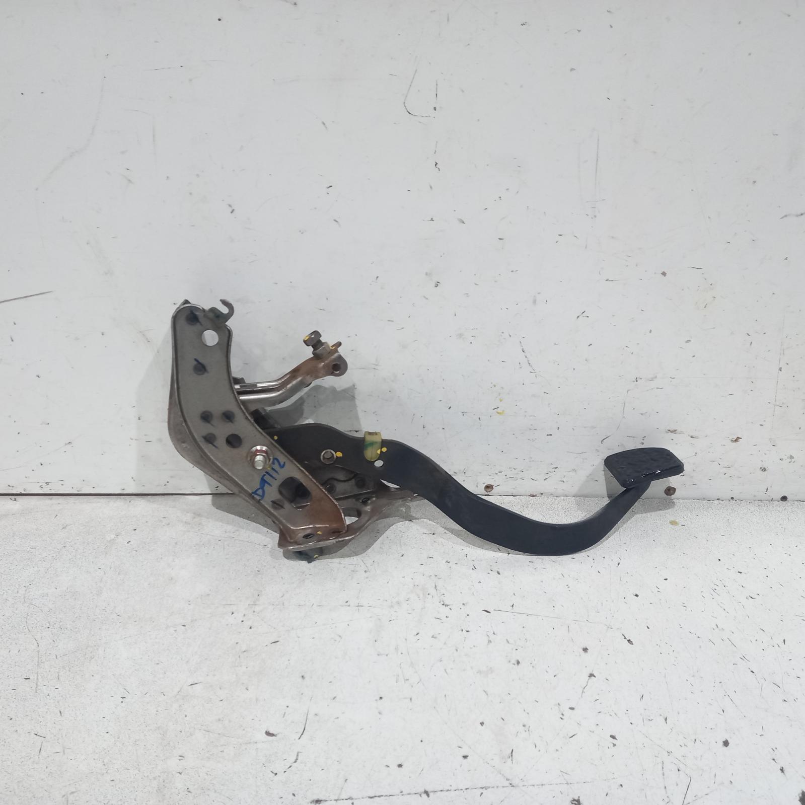View Auto part Pedal Assembly Toyota Hilux 2012