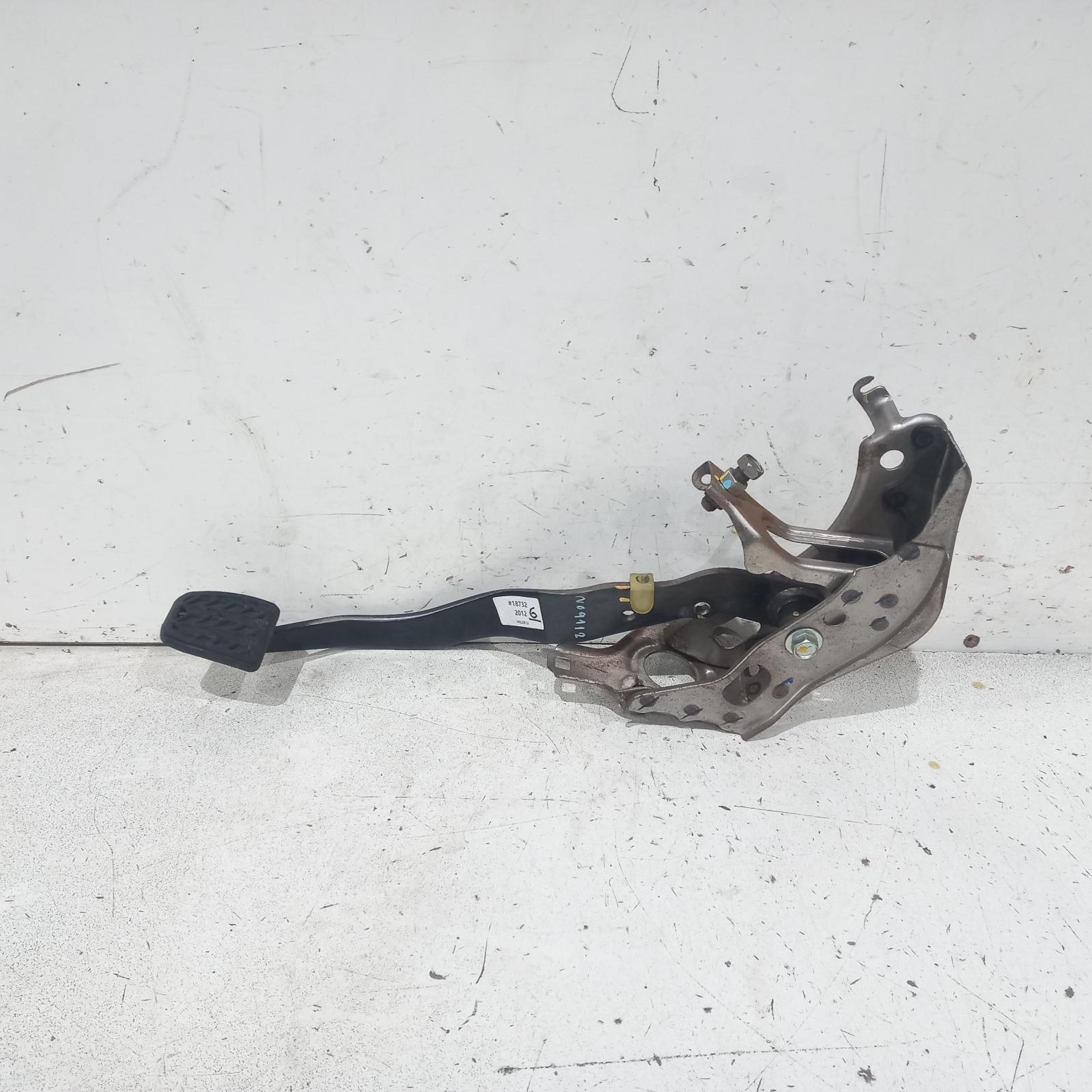 View Auto part Pedal Assembly Toyota Hilux 2012