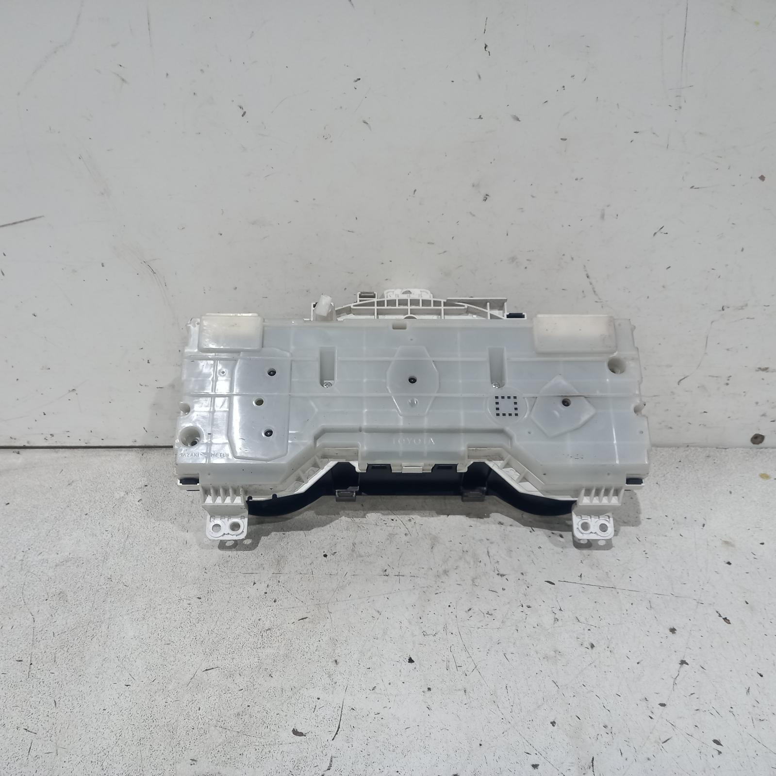 View Auto part Instrument Cluster Toyota Hilux 2012