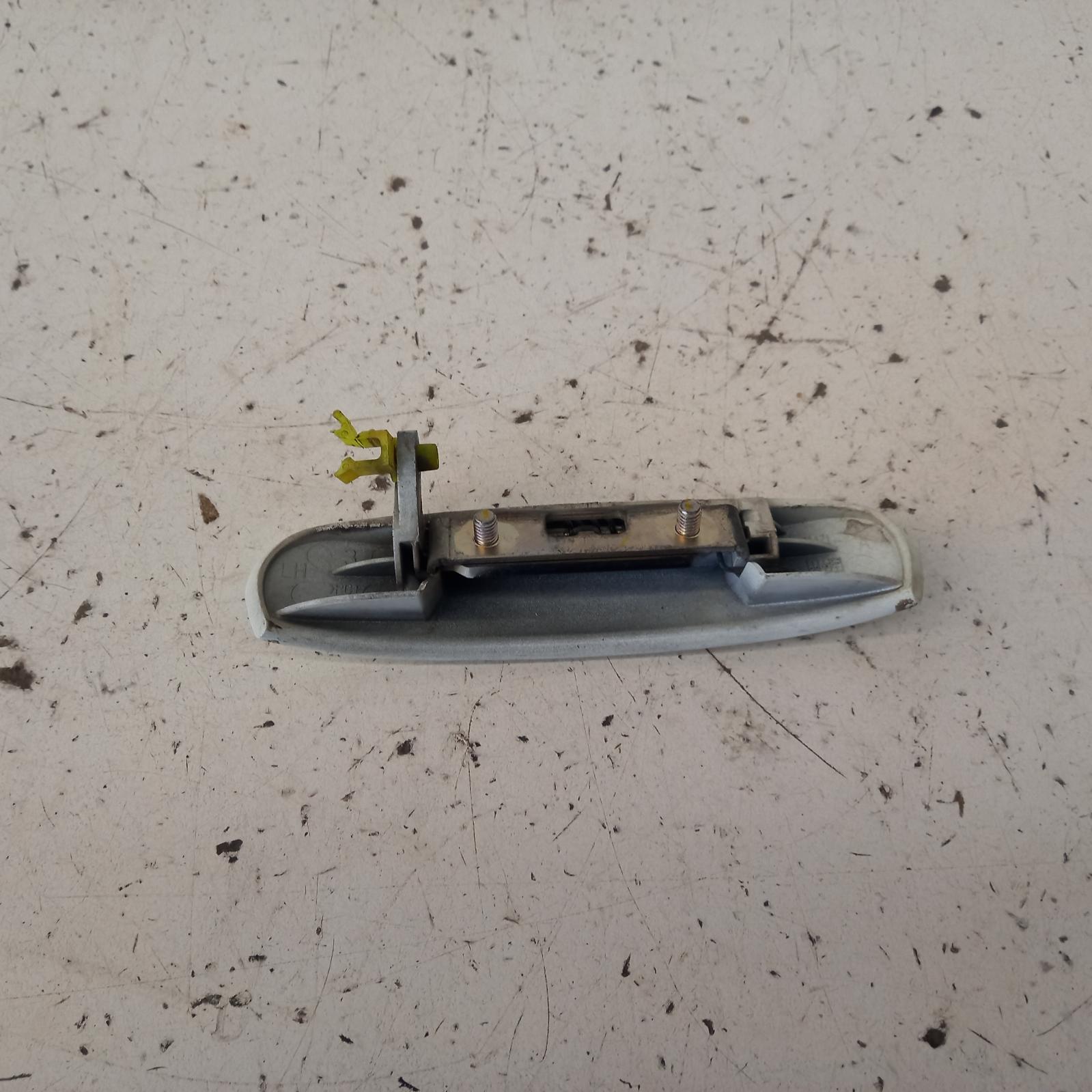 View Auto part Door Handle Mitsubishi Mirage 2013