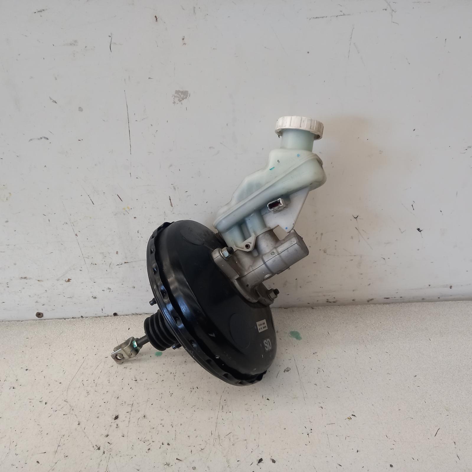 View Auto part Brake Booster Mitsubishi Mirage 2013